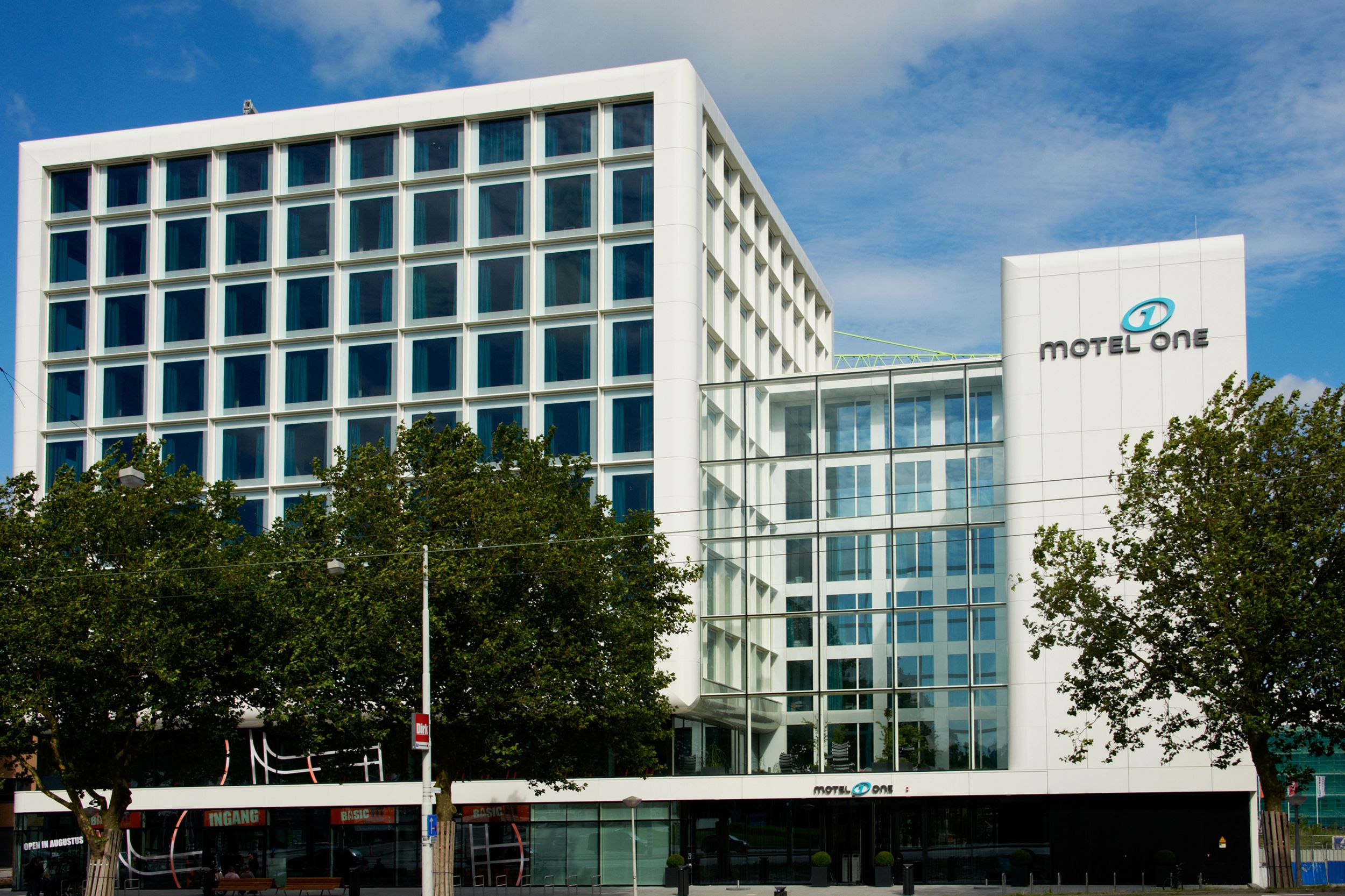 hotel Amsterdam Motel One exterior view with logo