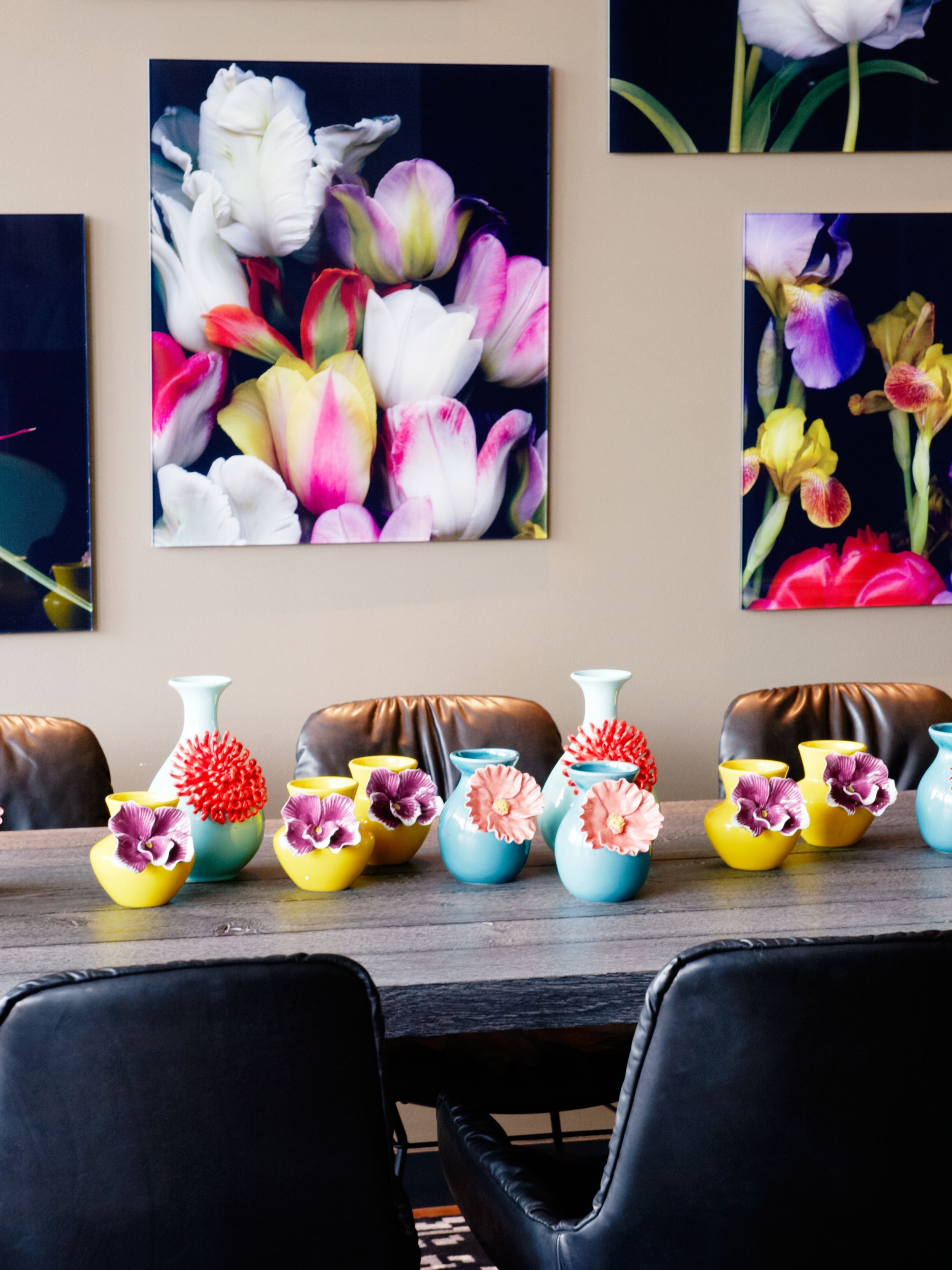 hotel Amsterdam Motel One lounge with floral table and wall motifs