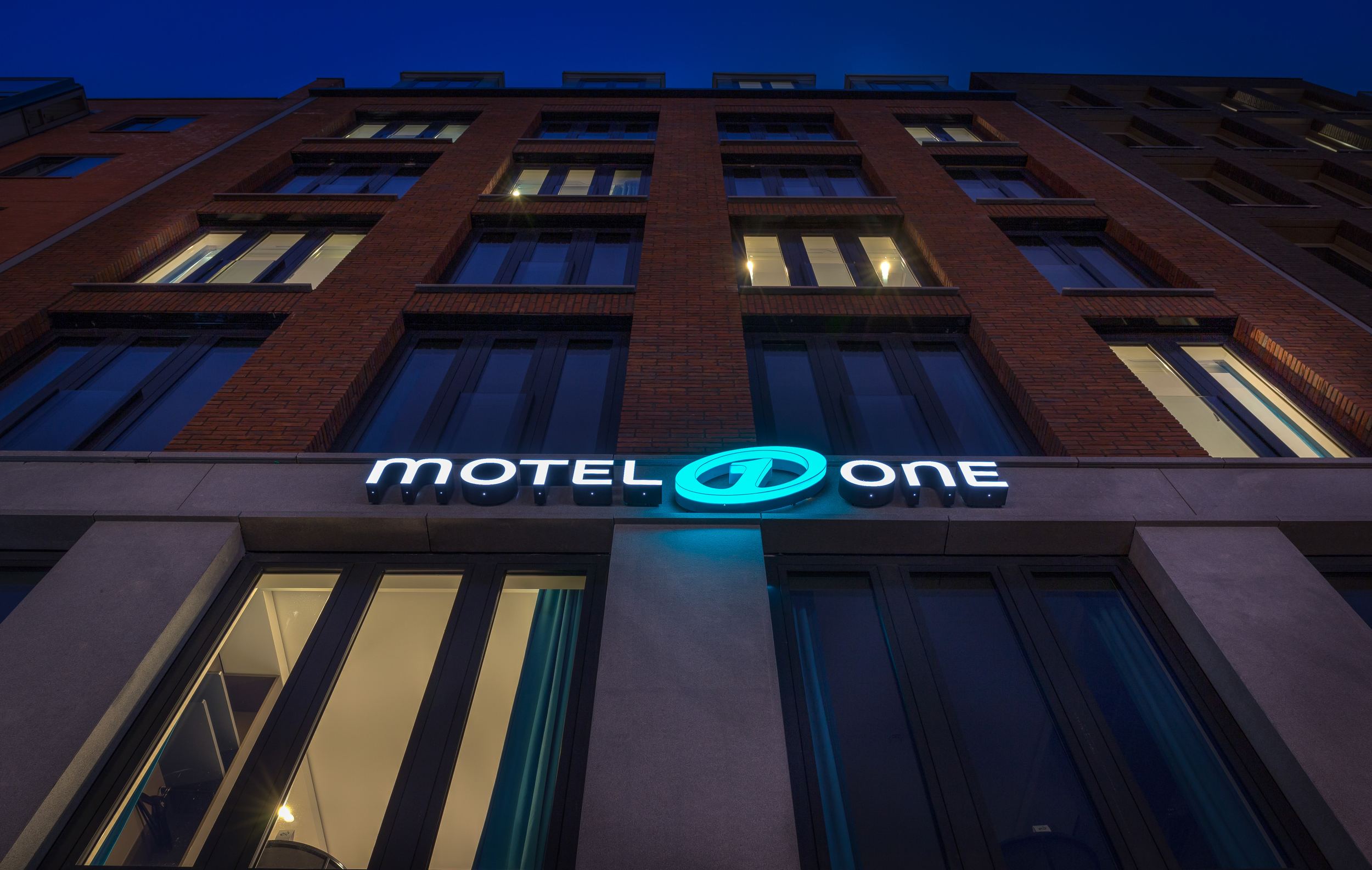 Designhotel Amsterdam-Waterlooplein Motel One Fassade