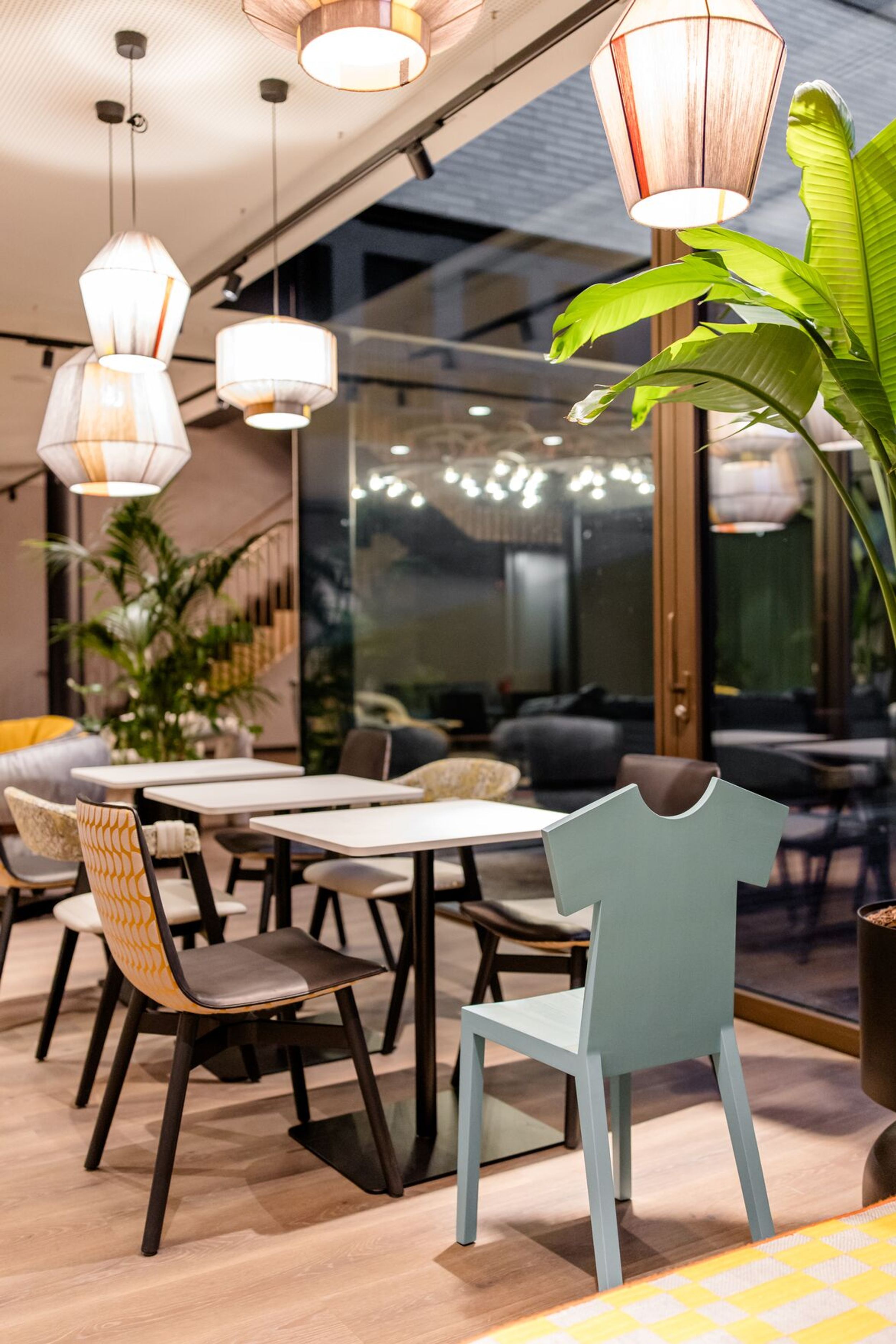 Designhotel Antwerpen Motel One Lounge