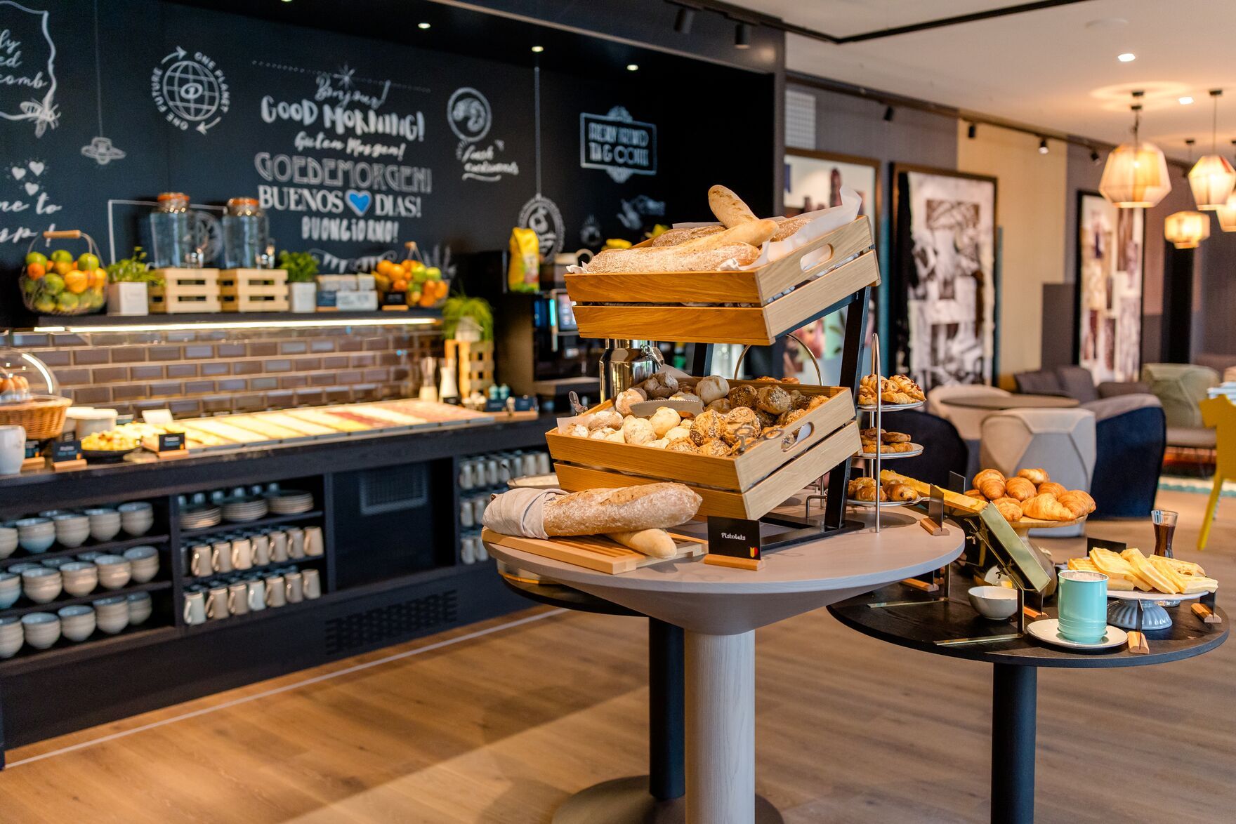 Designhotel Antwerpen Motel One Frühstücksbereich