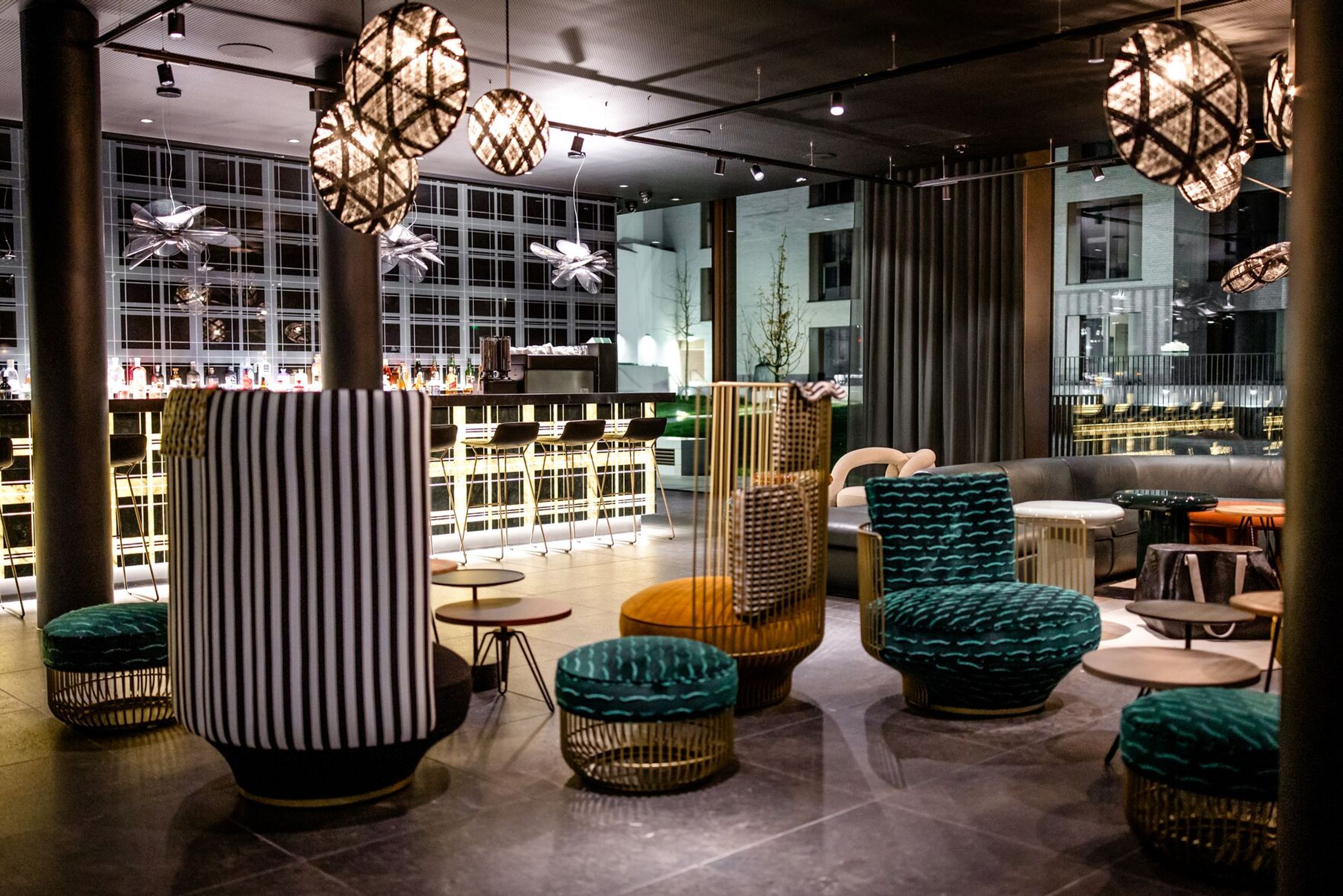 Designhotel Antwerpen Motel One Barbereich Lounge