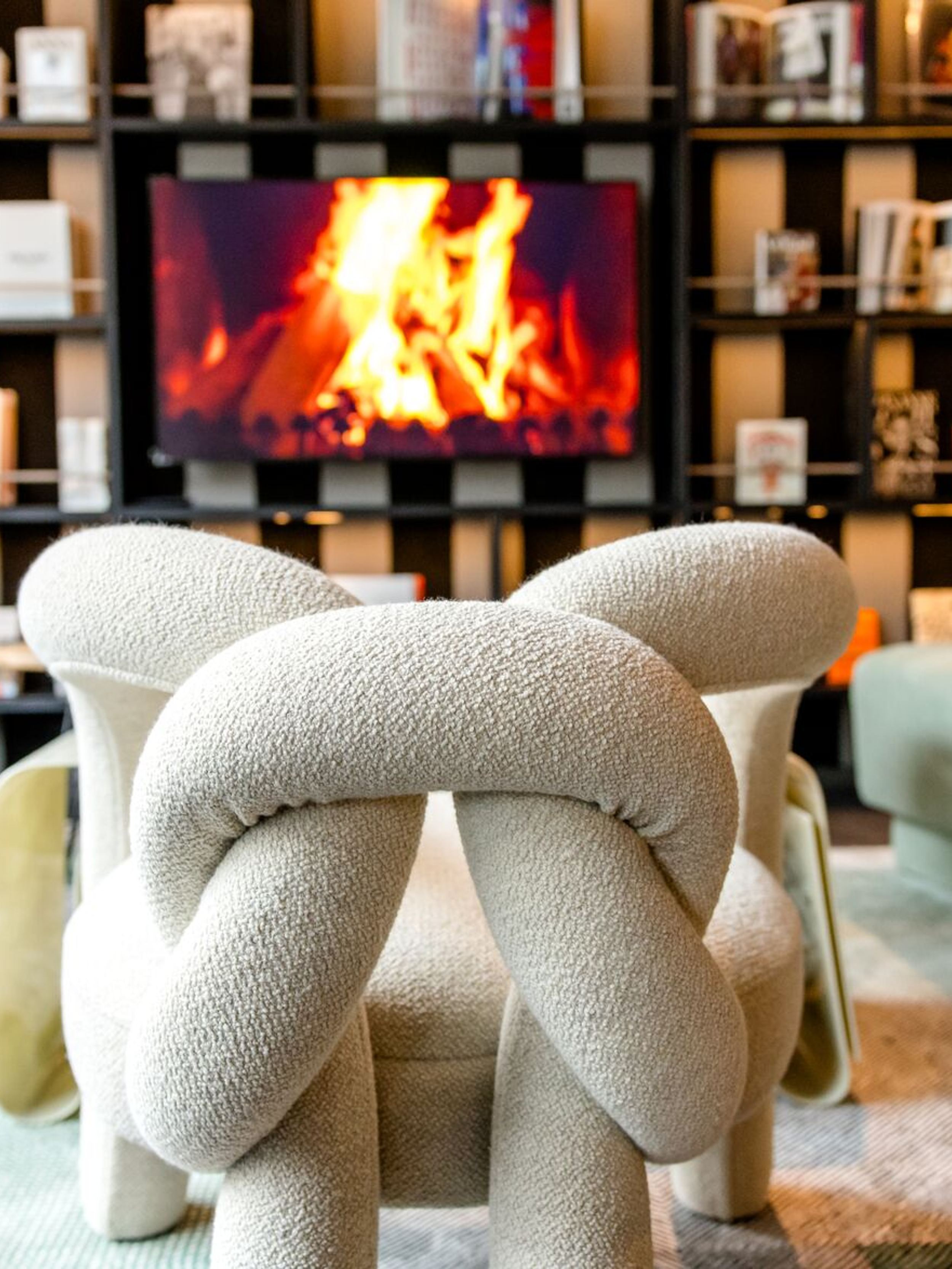 Designhotel Antwerpen Motel One Innenstadt Lounge Design Stuhl