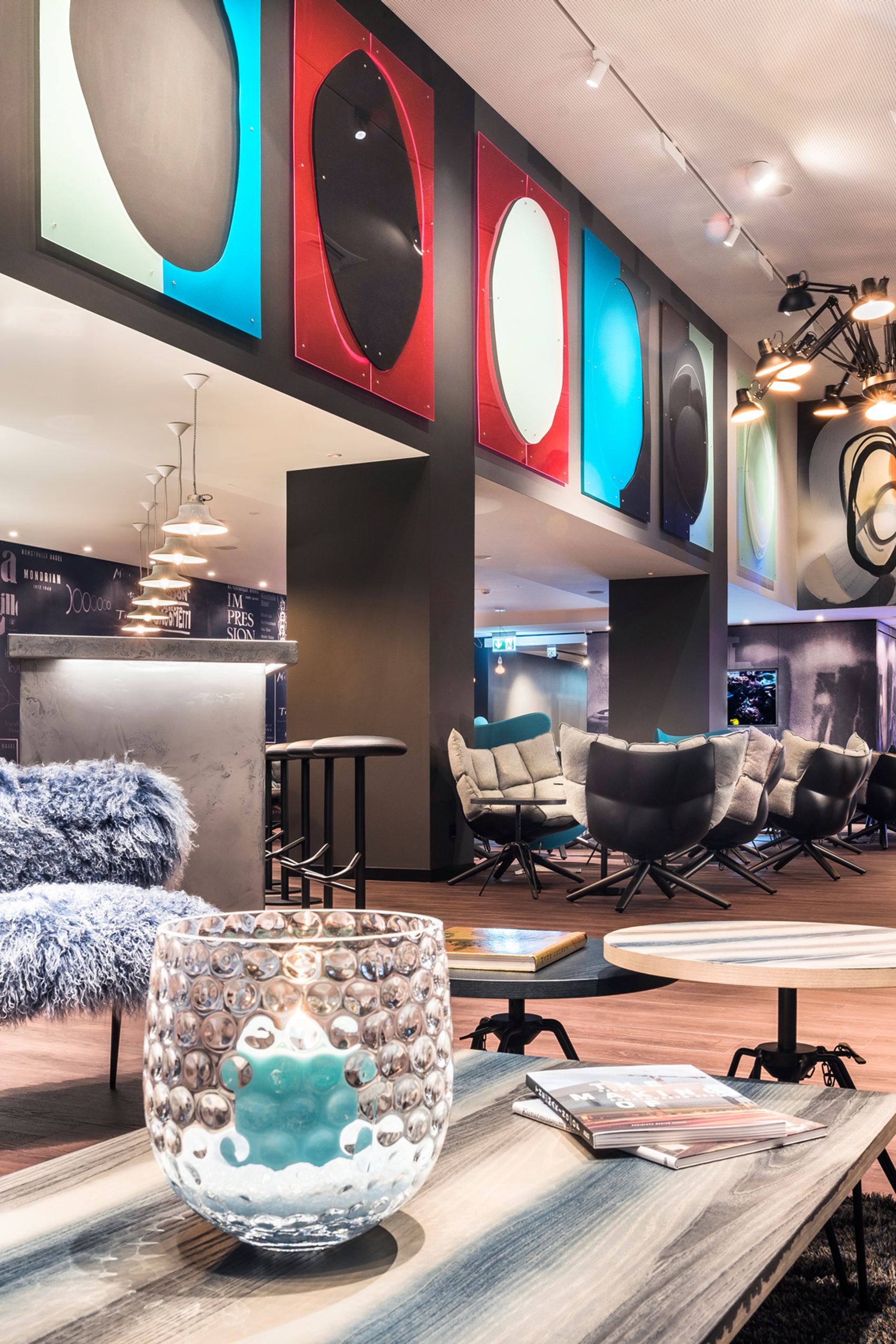 Hotel Basel Motel One moderne Lounge