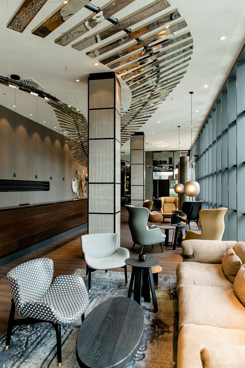 Designhotel Berlin Hauptbahnhof Motel One Lounge und Rezeption