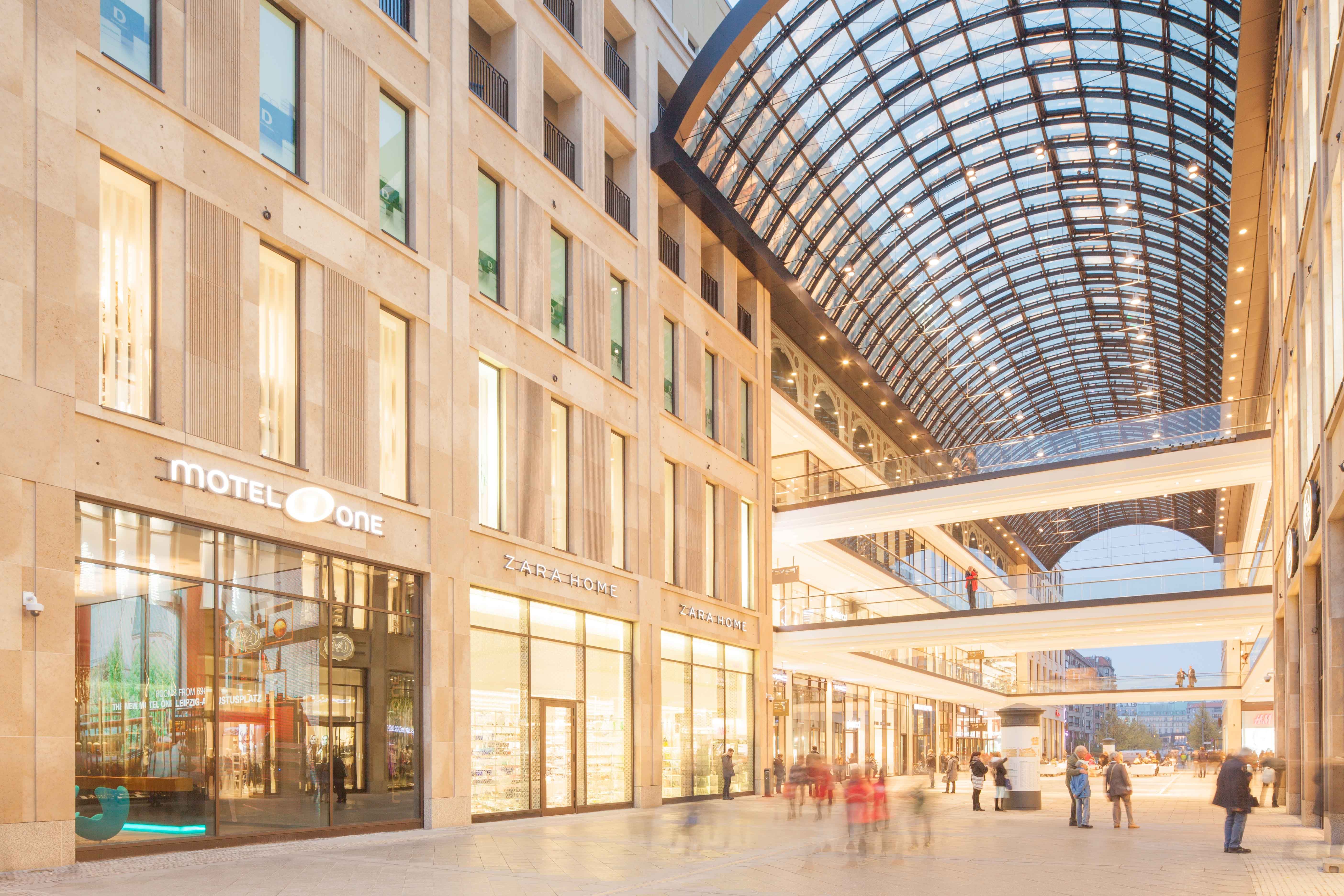 Hotel Berlin Potsdamer Platz Motel One Fassade