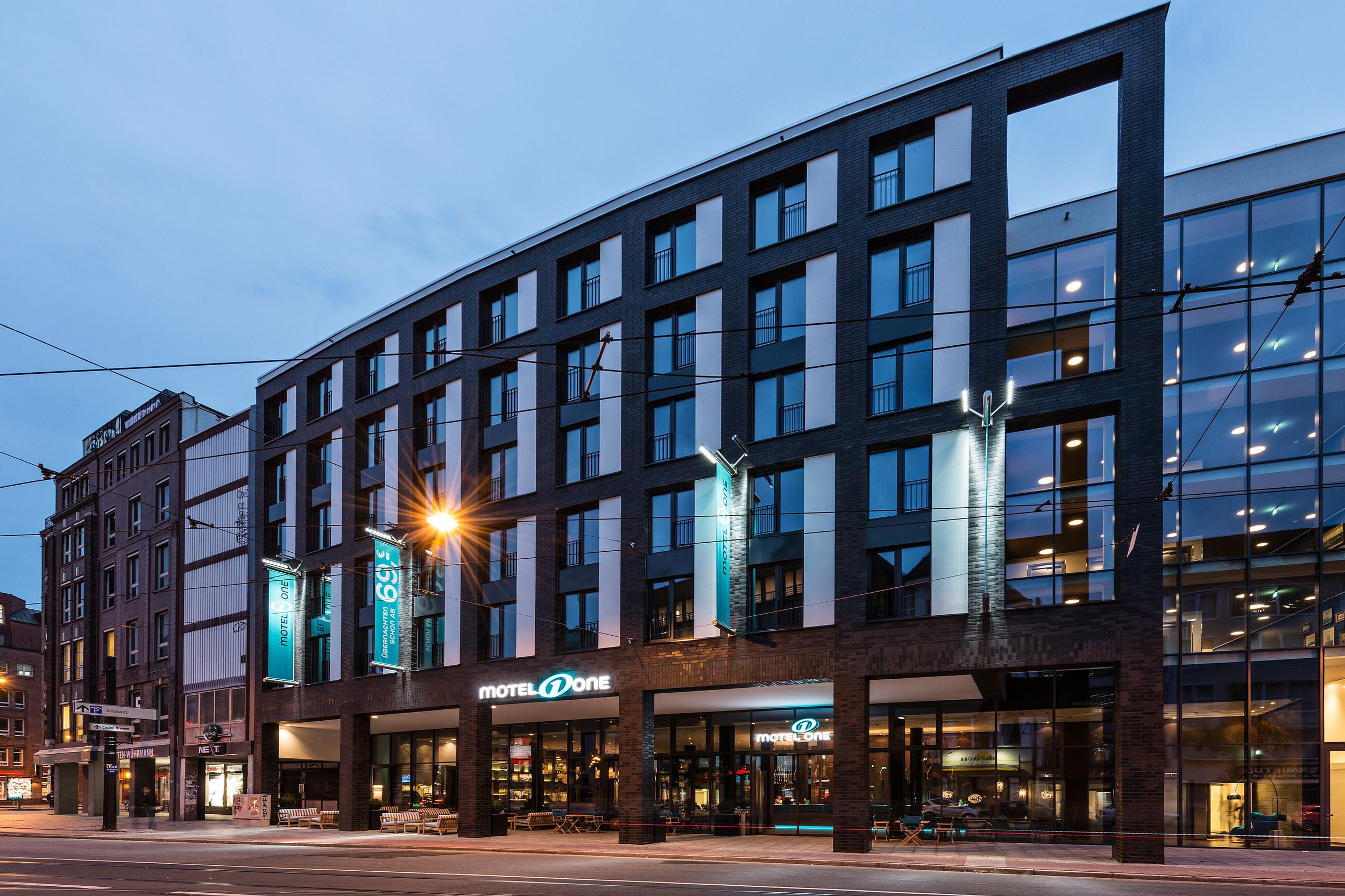 hotel Bremen Motel One building from the outside