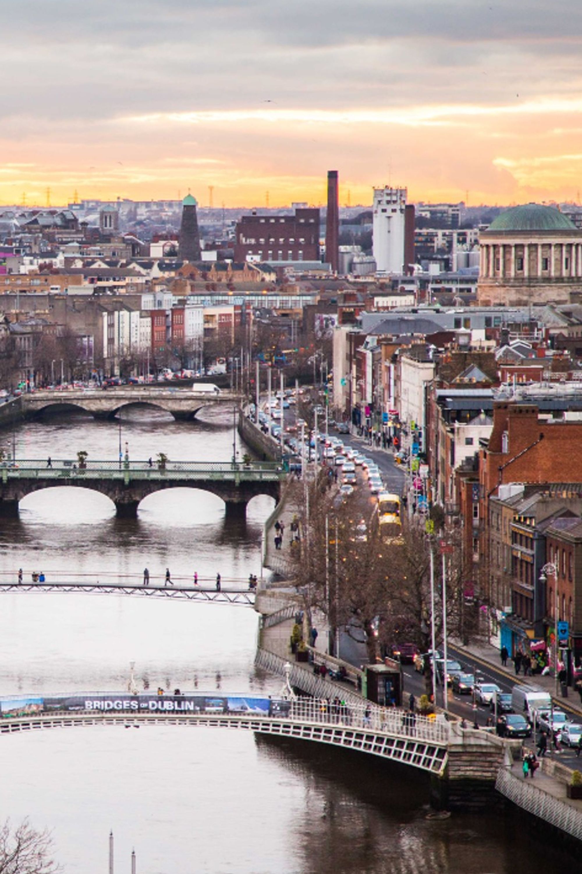 hotel Dublin Motel One view from above of the city and the River Liffey