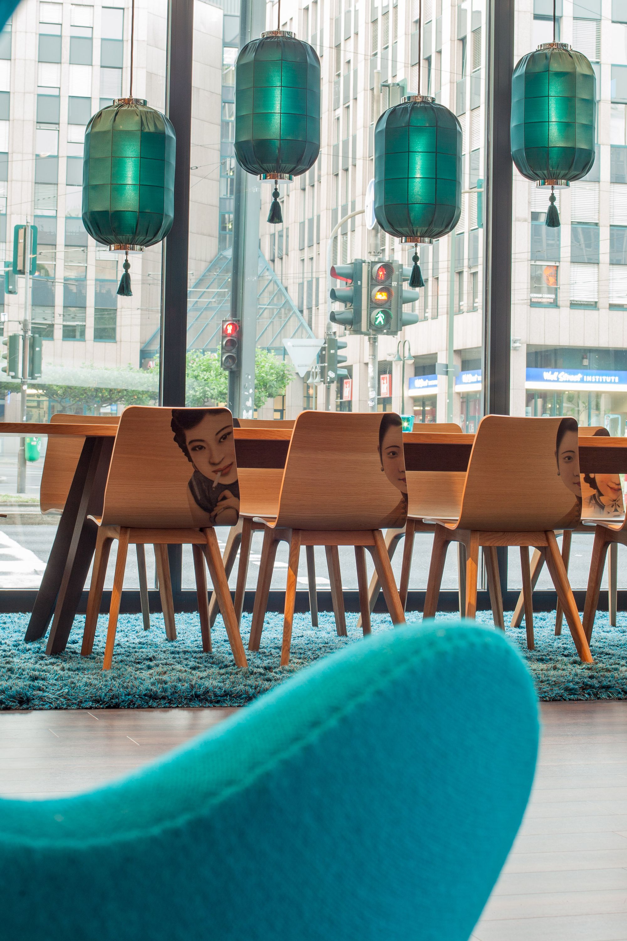 Hotel Duesseldorf Hauptbahnhof Lounge 4