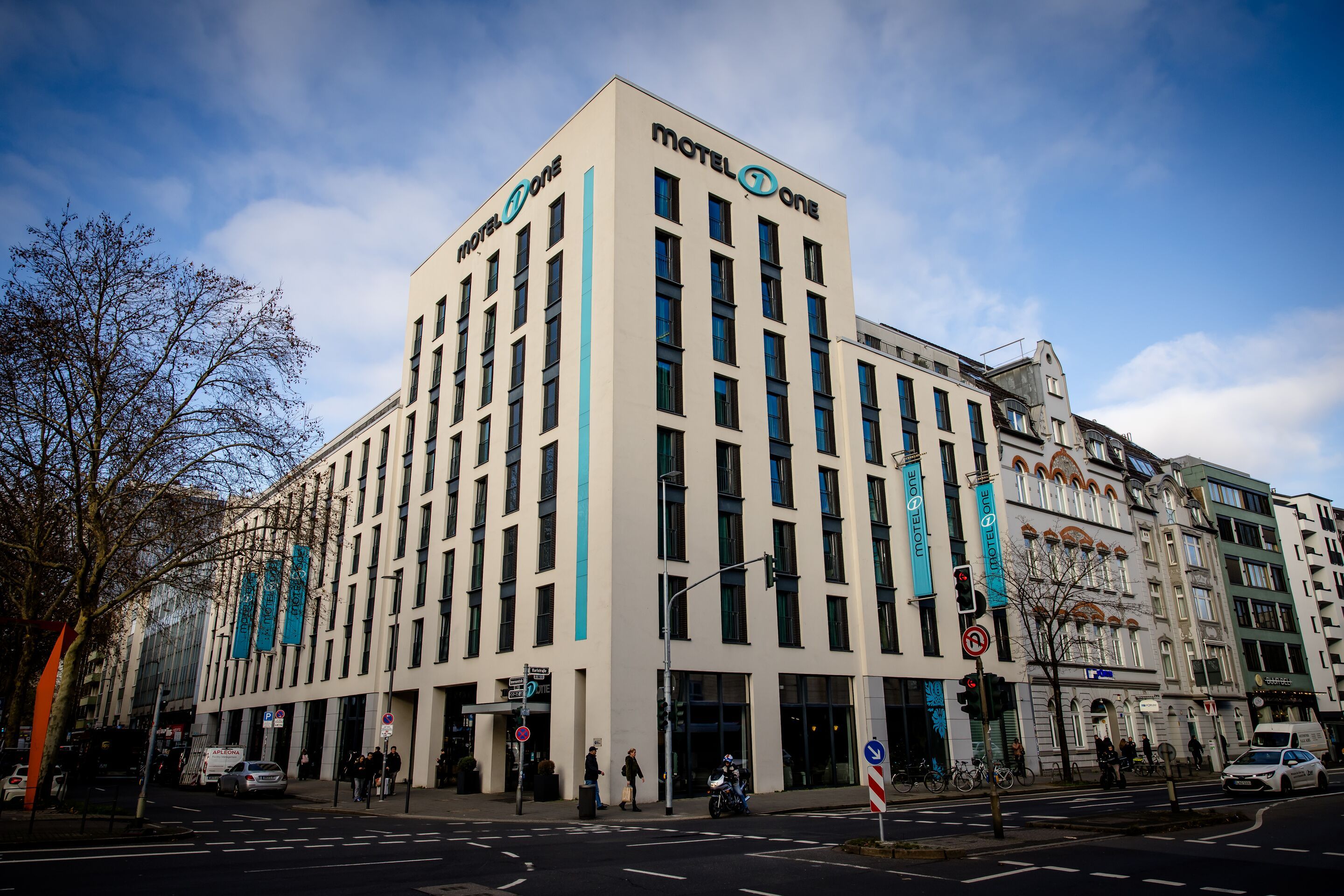 Hotel Düsseldorf Hauptbahnhof Motel One Fassade