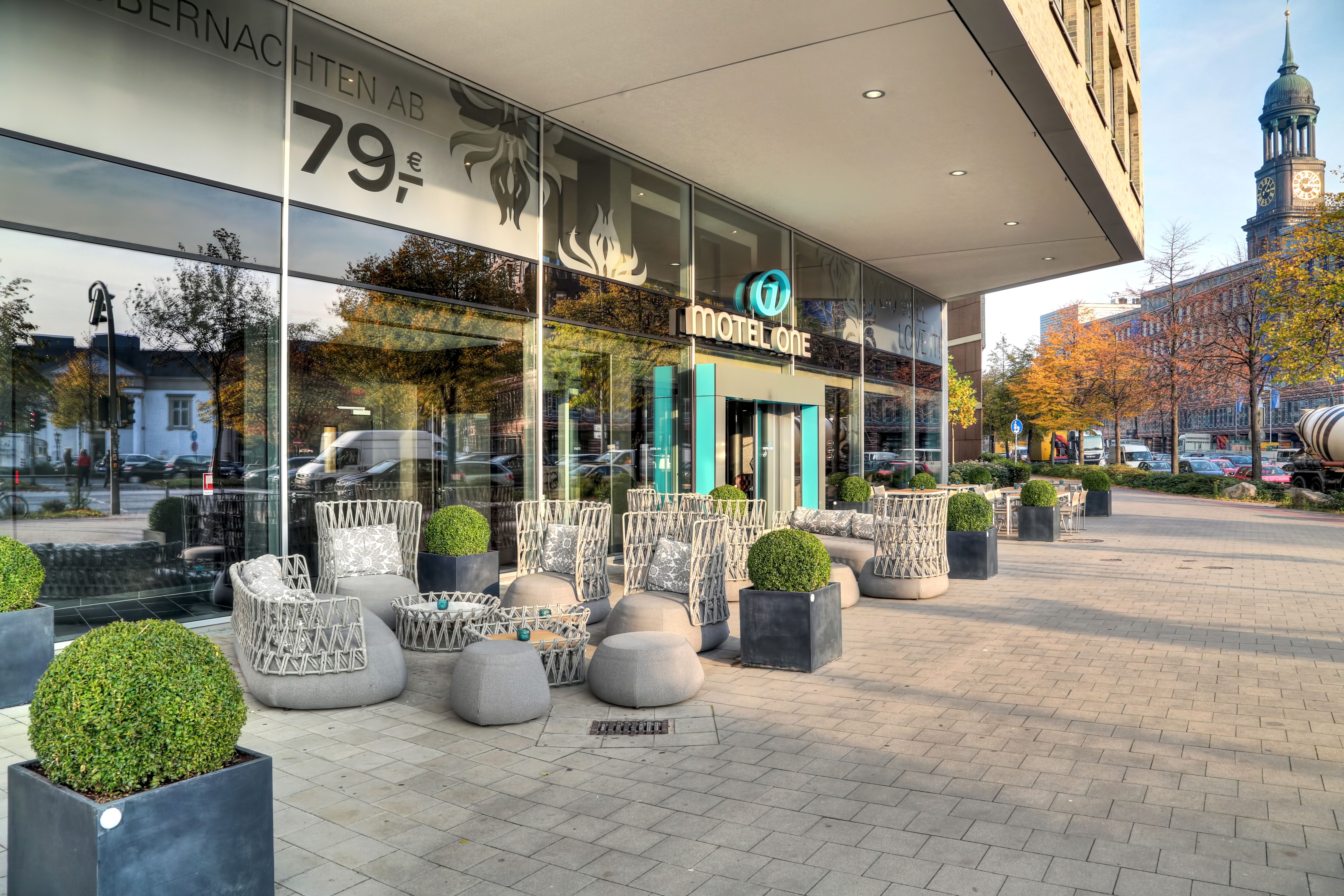 hotel Hamburg am Michel Motel One entrance area with seating