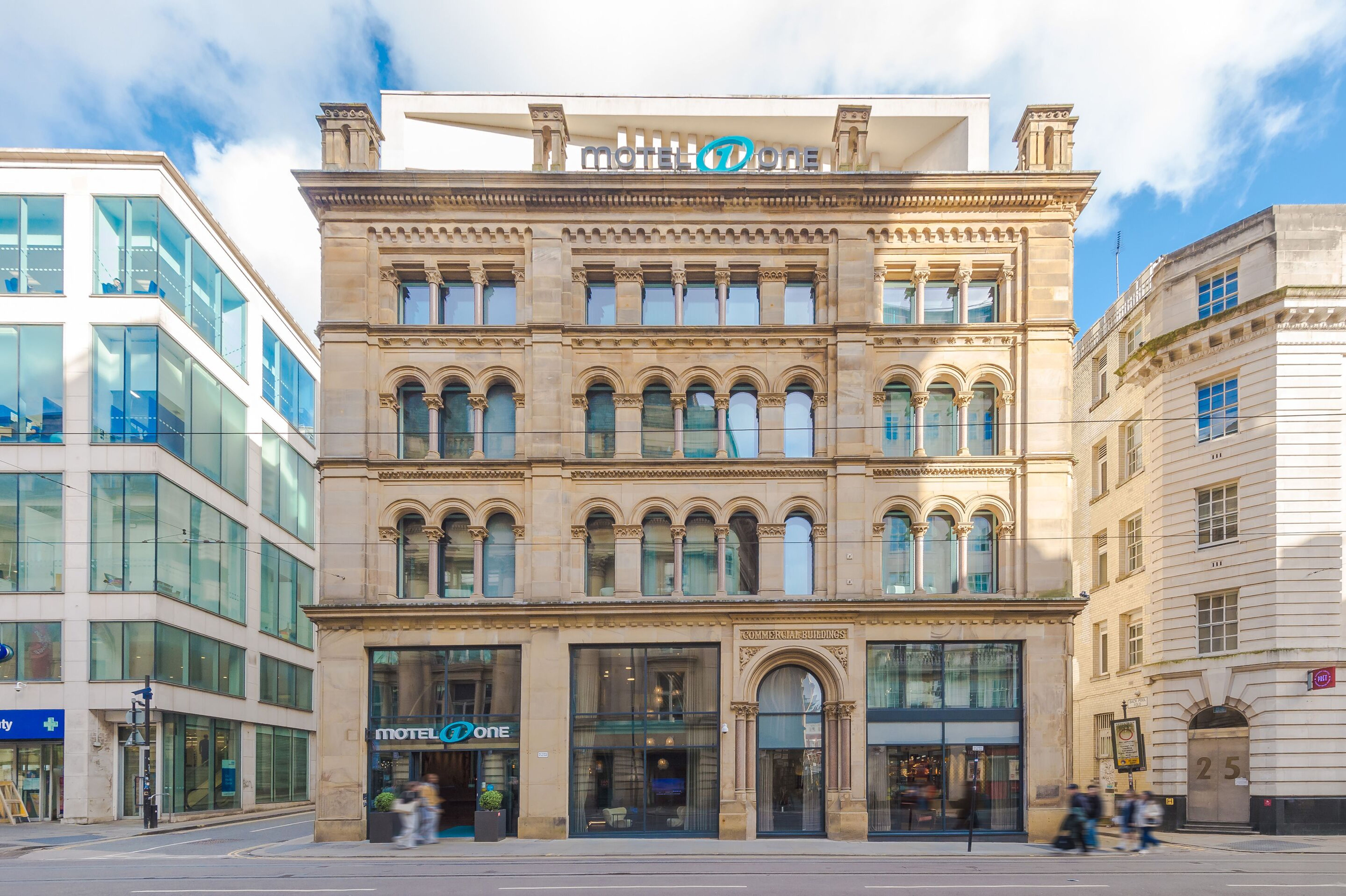 hotel Manchester Royal Exchange Motel One facade hotel Manchester Royal Exchange Motel One facade