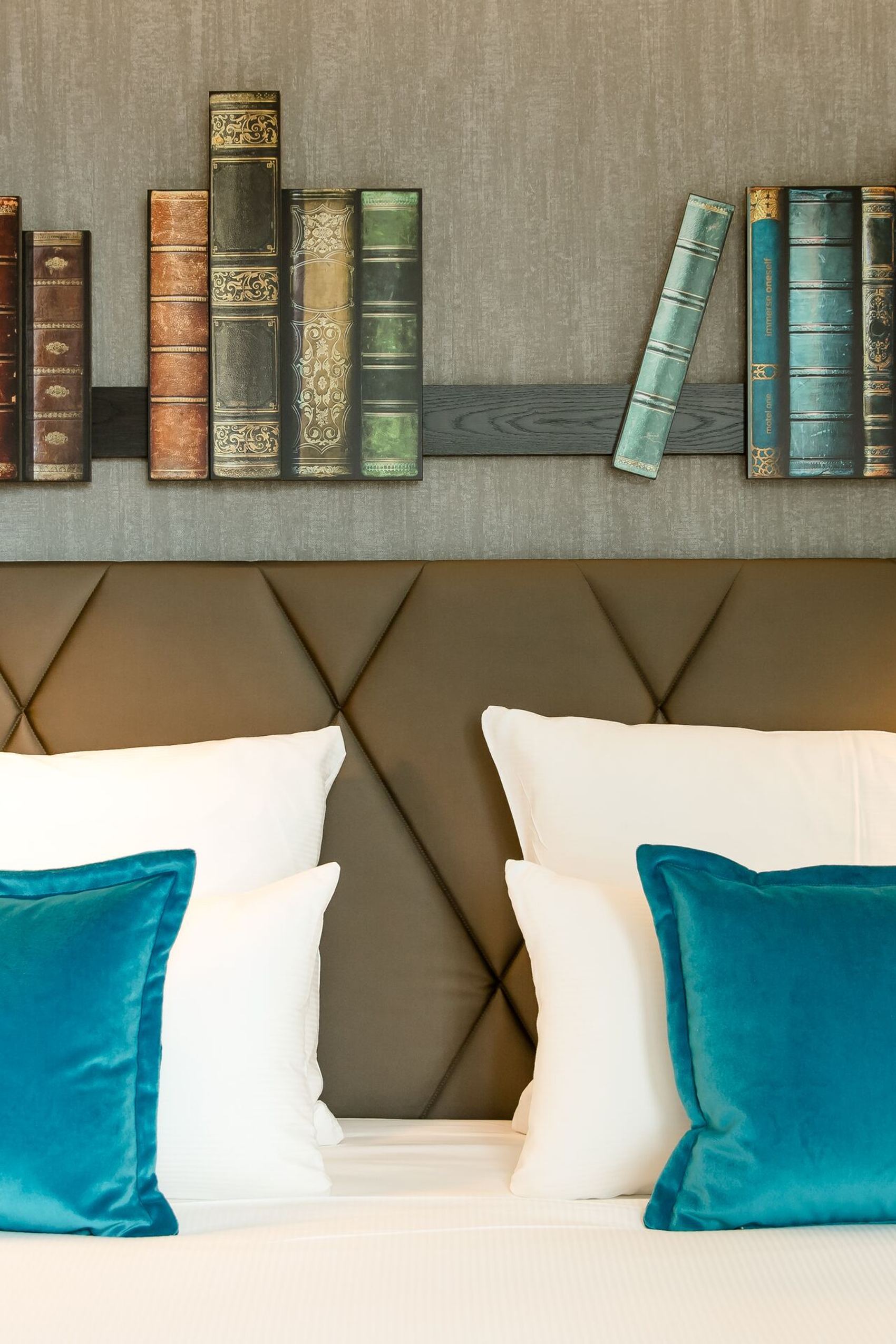 Hotel Motel One Manchester-St. Peter's Square Zimmer mit Sicht auf Doppelbett