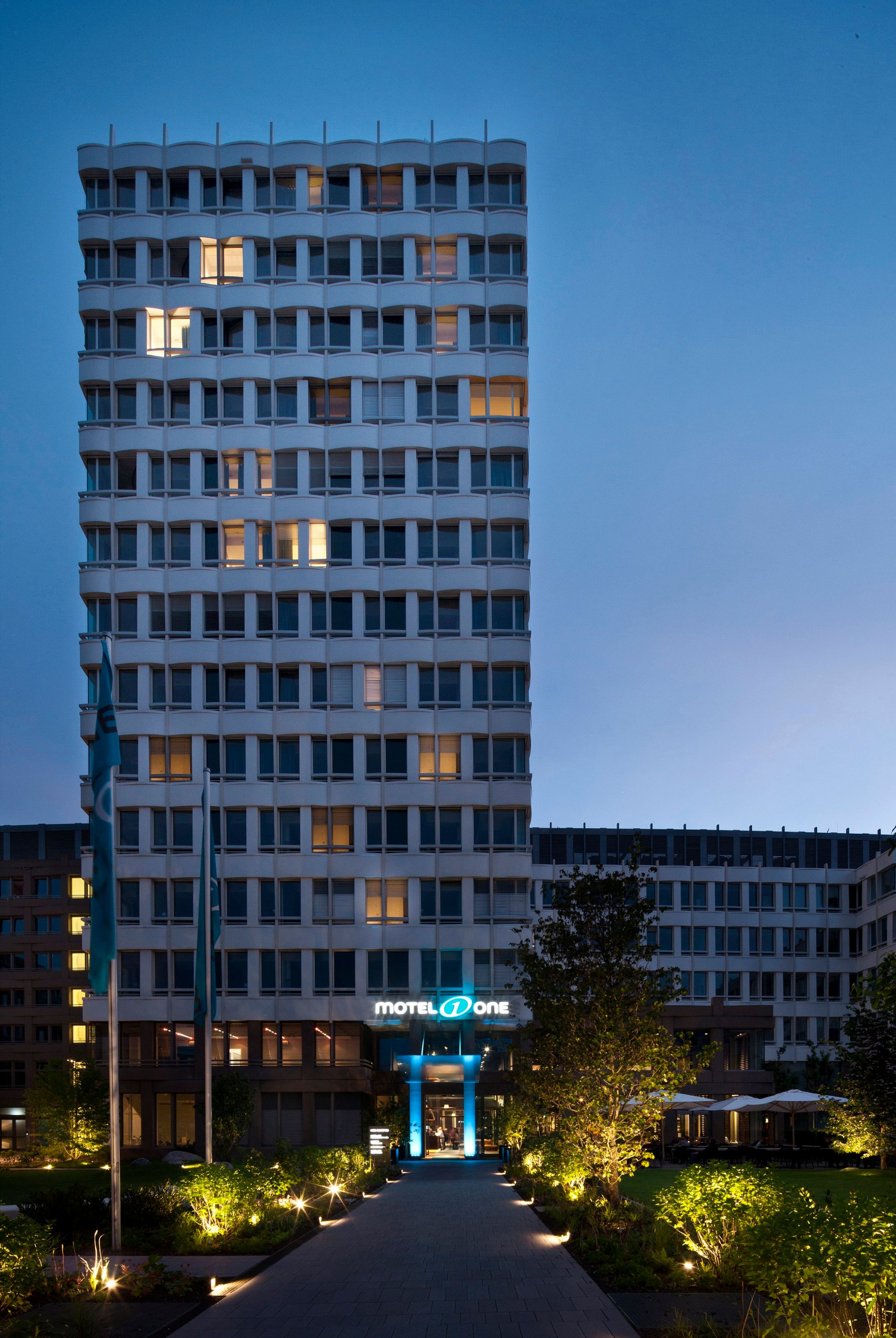 Hotel München Campus Motel One Gebäude