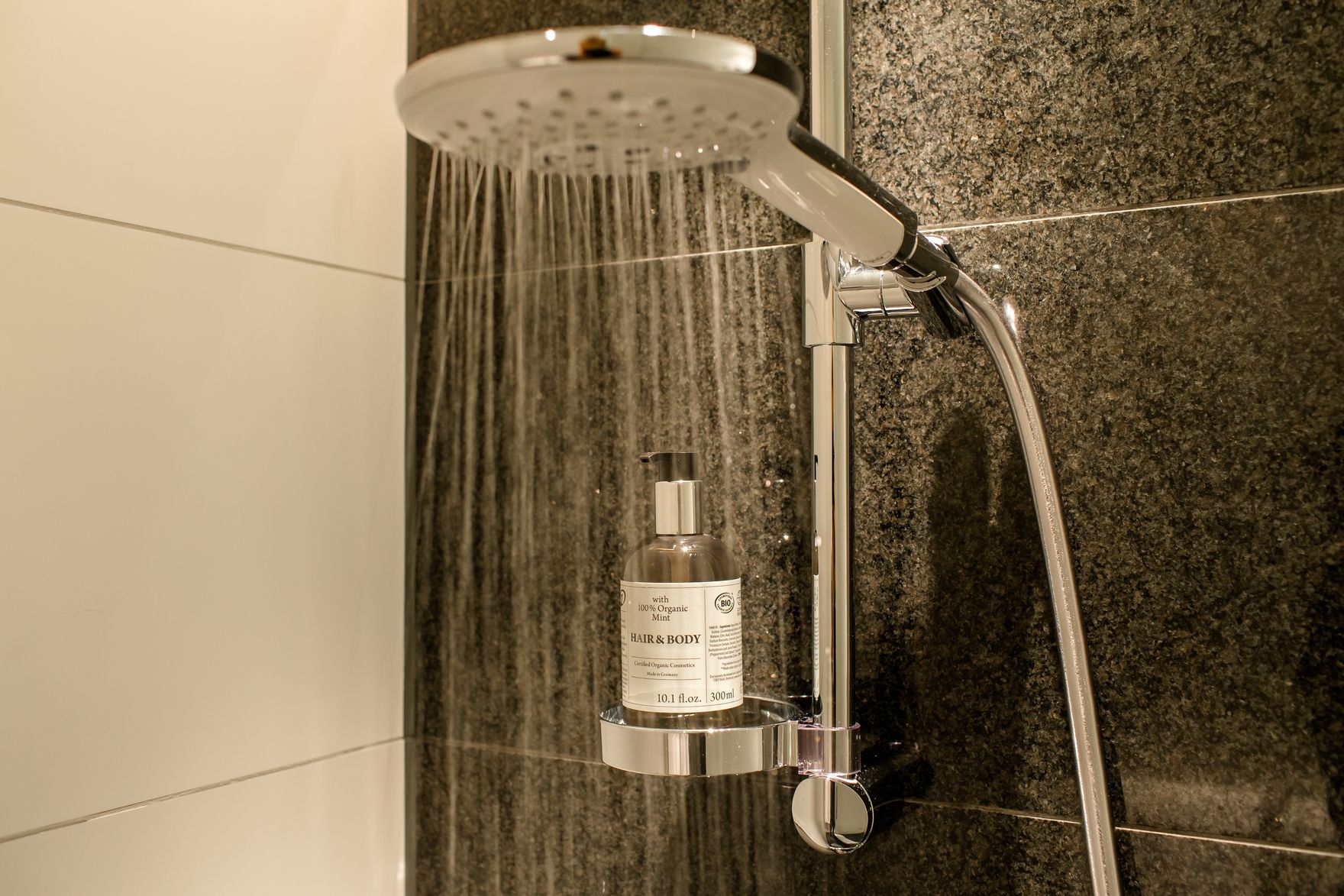 Designhotel Motel One Badezimmer Dusche