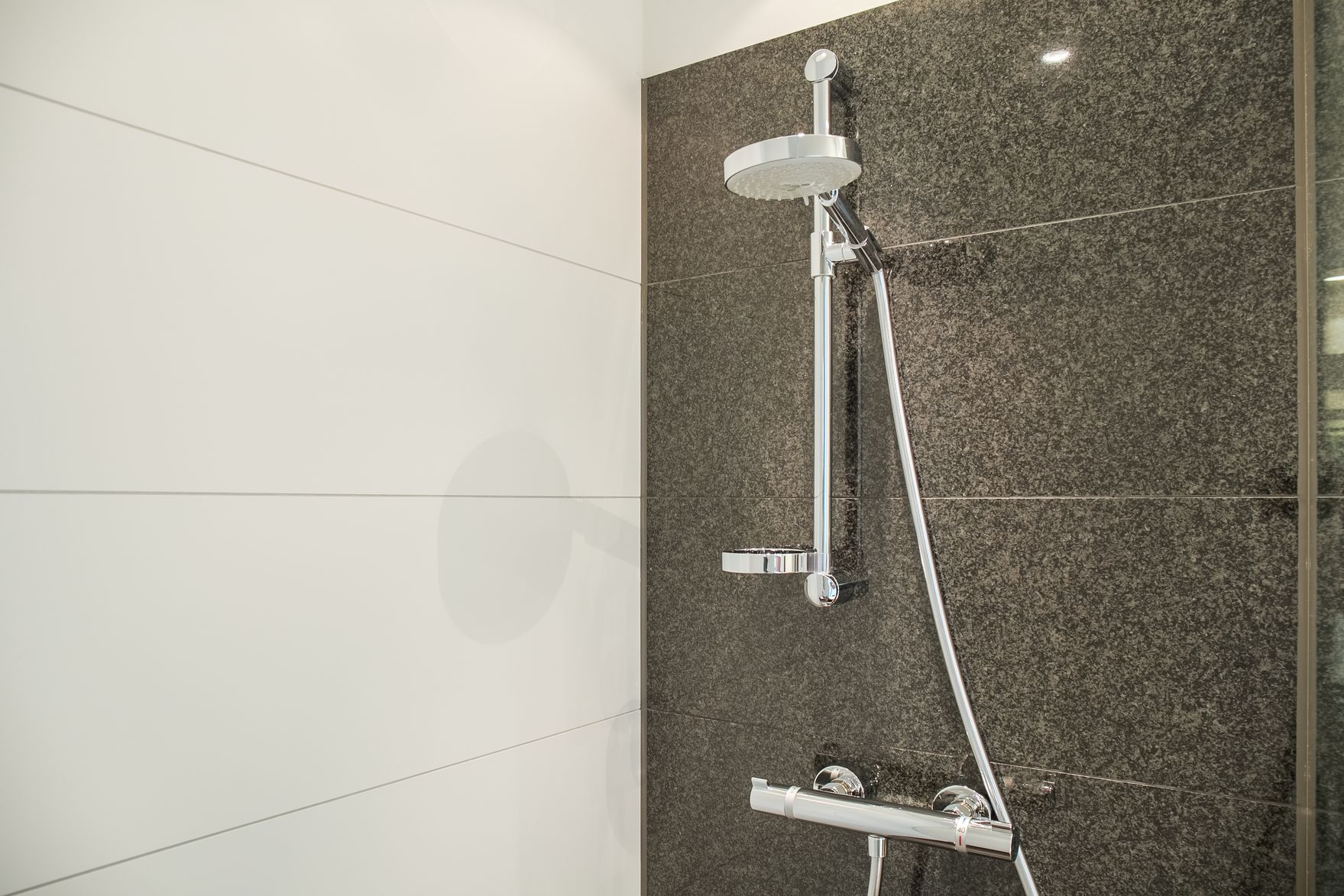 Designhotel München Messe Motel One Badezimmer Dusche