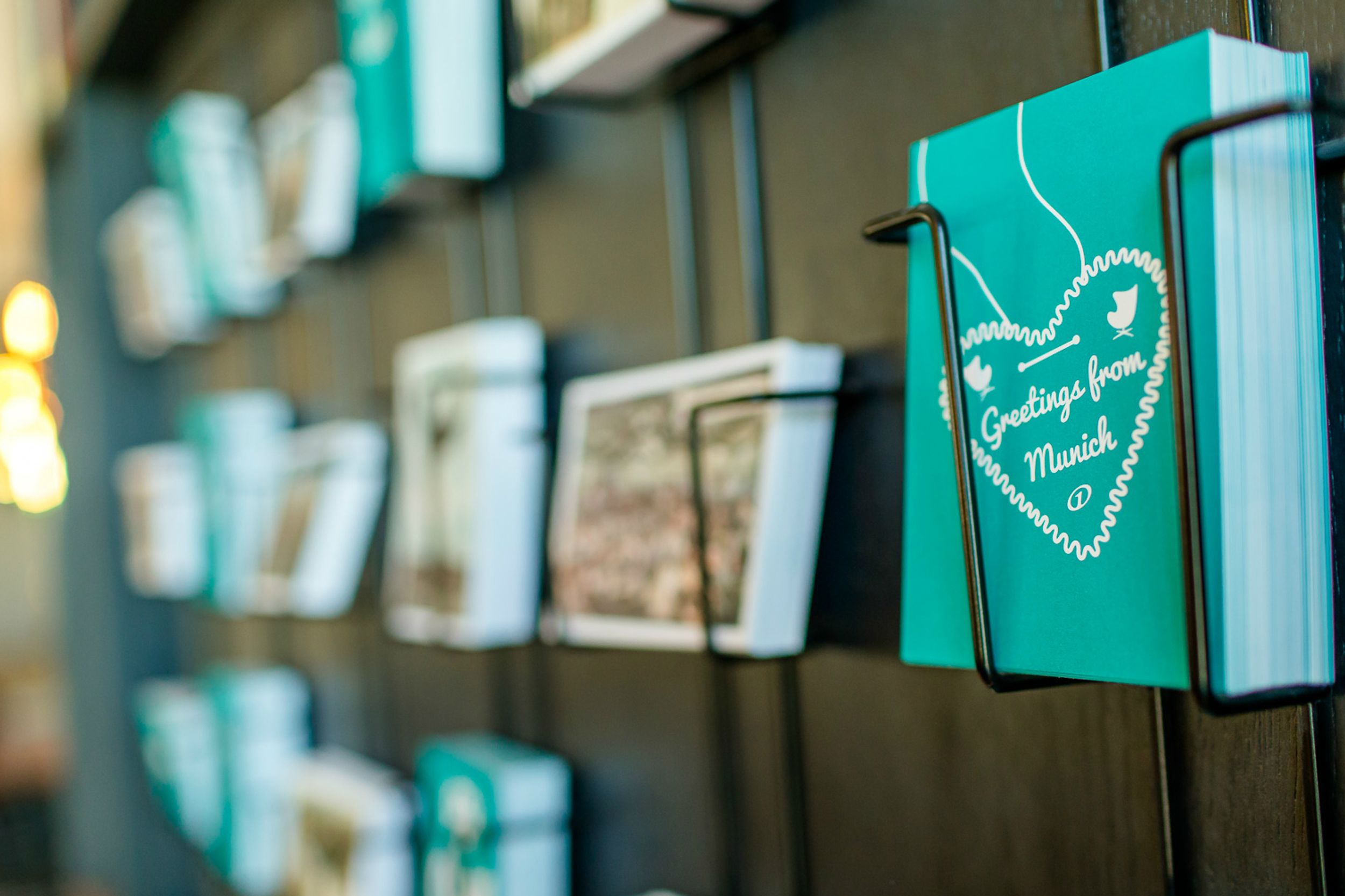 Designhotel München Messe Motel One Nahaufnahme Postkarten