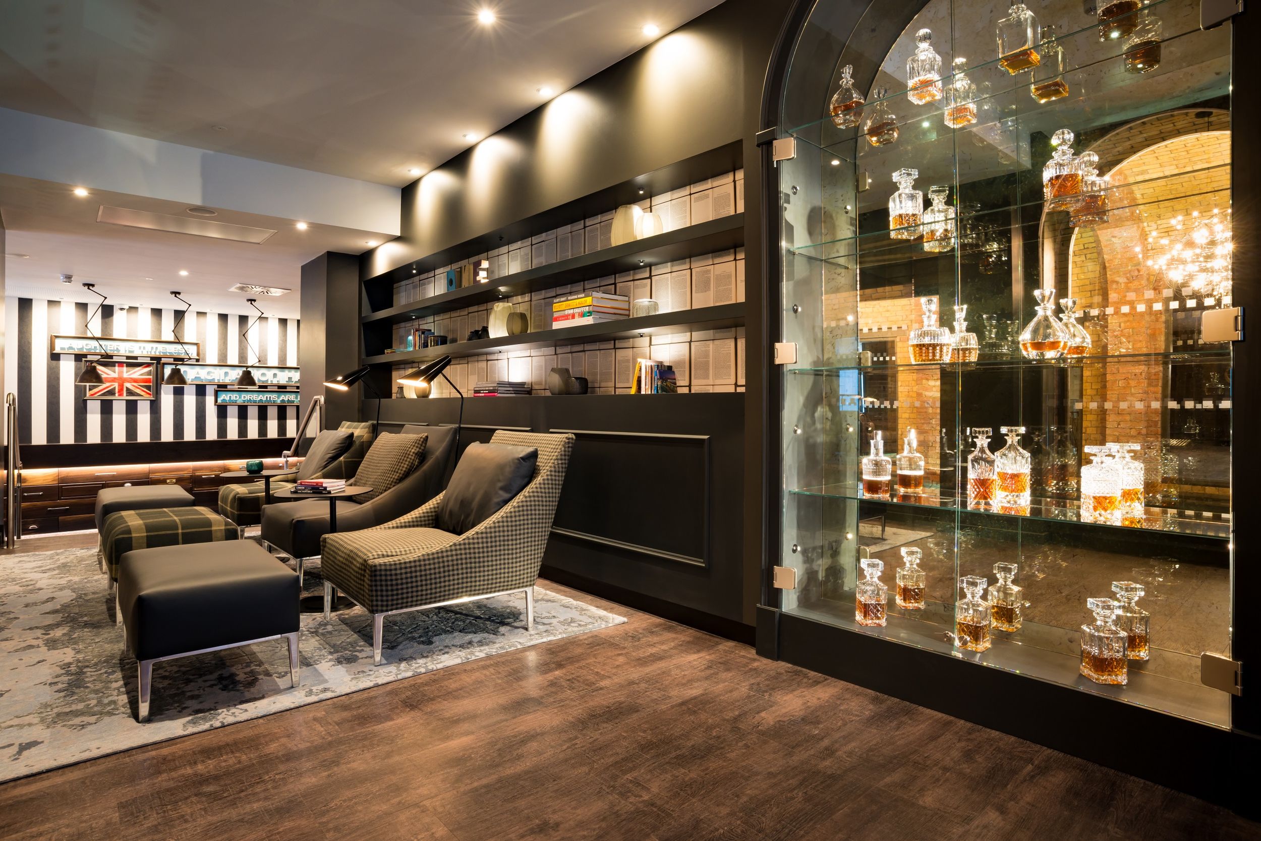hotel Newcastle Motel One lounge