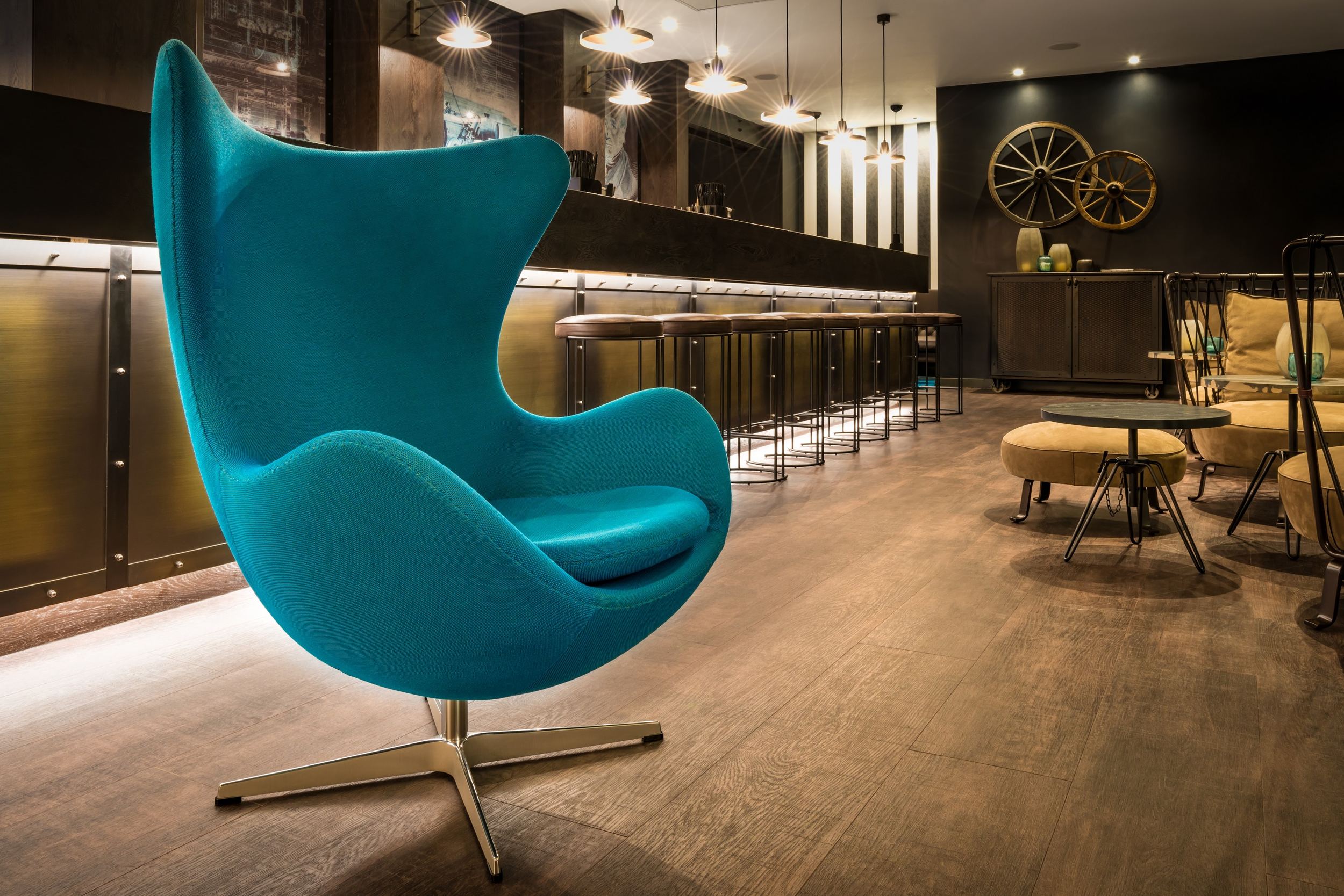 hotel Newcastle Motel One egg chair in lounge