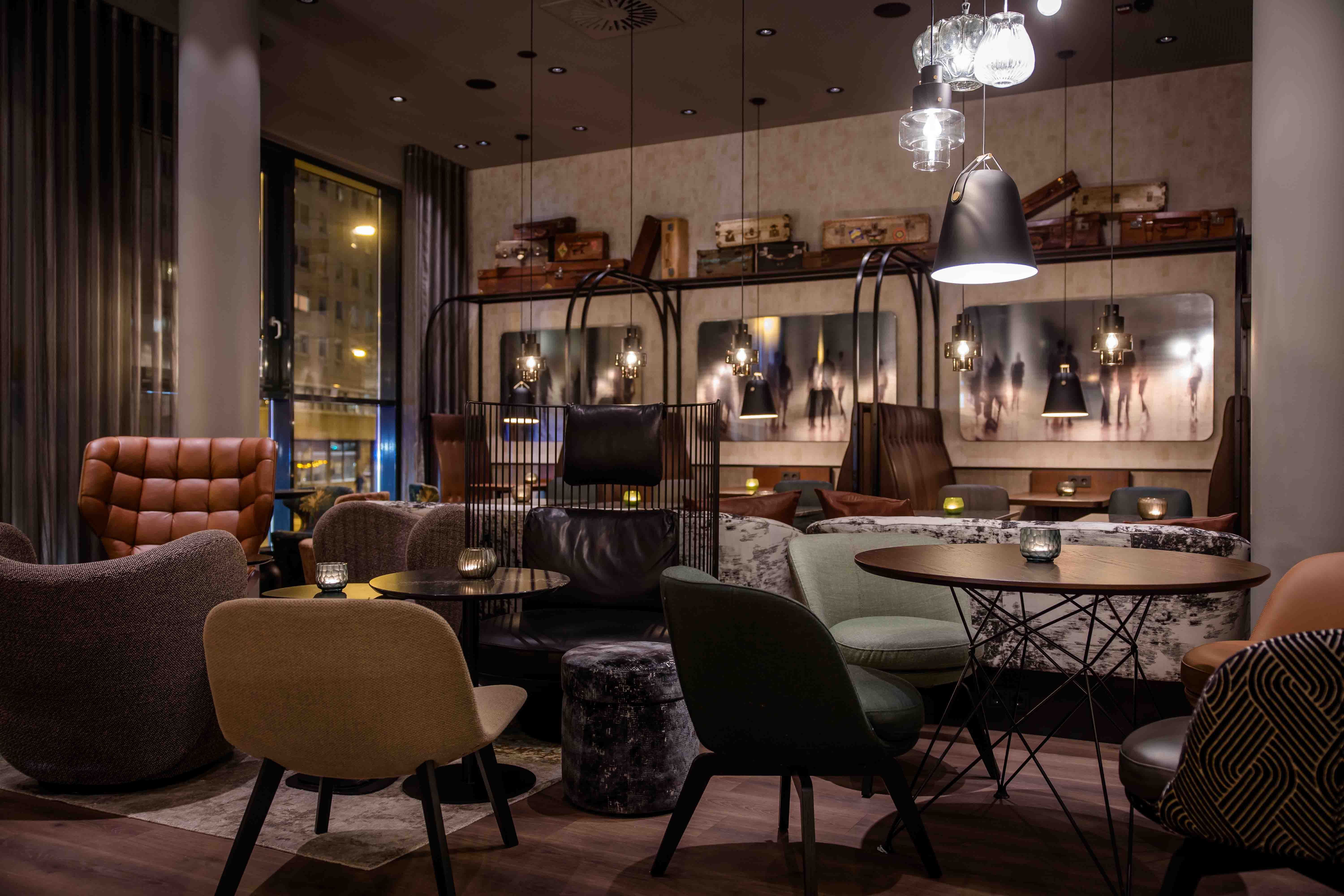 Designhotel Nürnberg City Motel One Lounge Sitzgelegenheiten Sessel