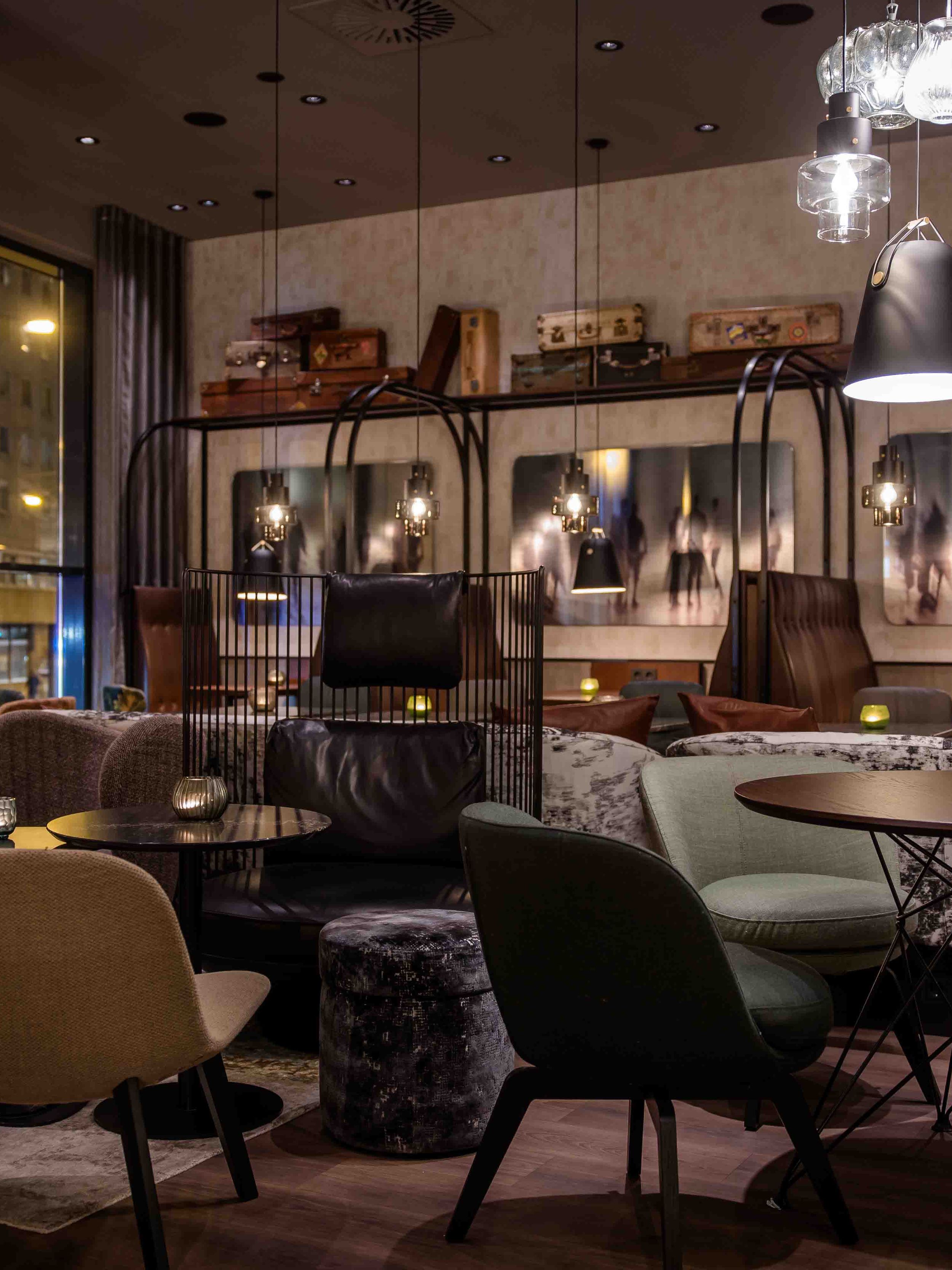 designhotel Nuremberg City Motel One lounge with seating and armchairs