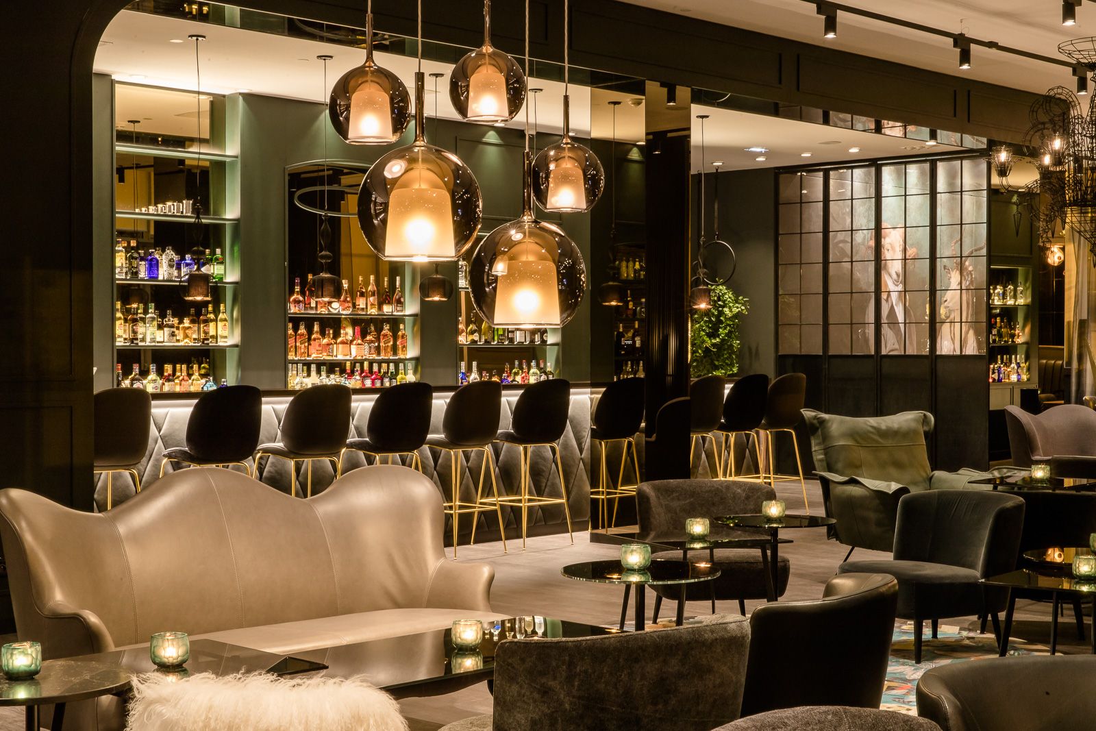 hotel Paris Porte Dorée Motel One bar and lounge