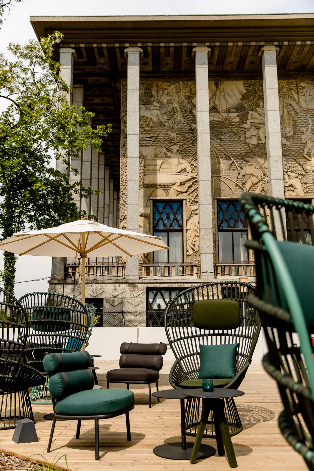 designhotel Paris Porte Dorée Motel One outdoor area with seating