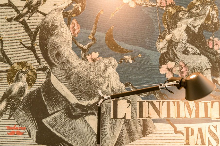 designhotel Paris Porte Dorée Motel One close-up art on the wall of a room