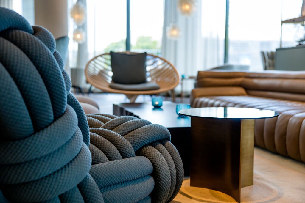 Designhotel Rostock Motel One Detailaufnahme Knotensessel Lounge