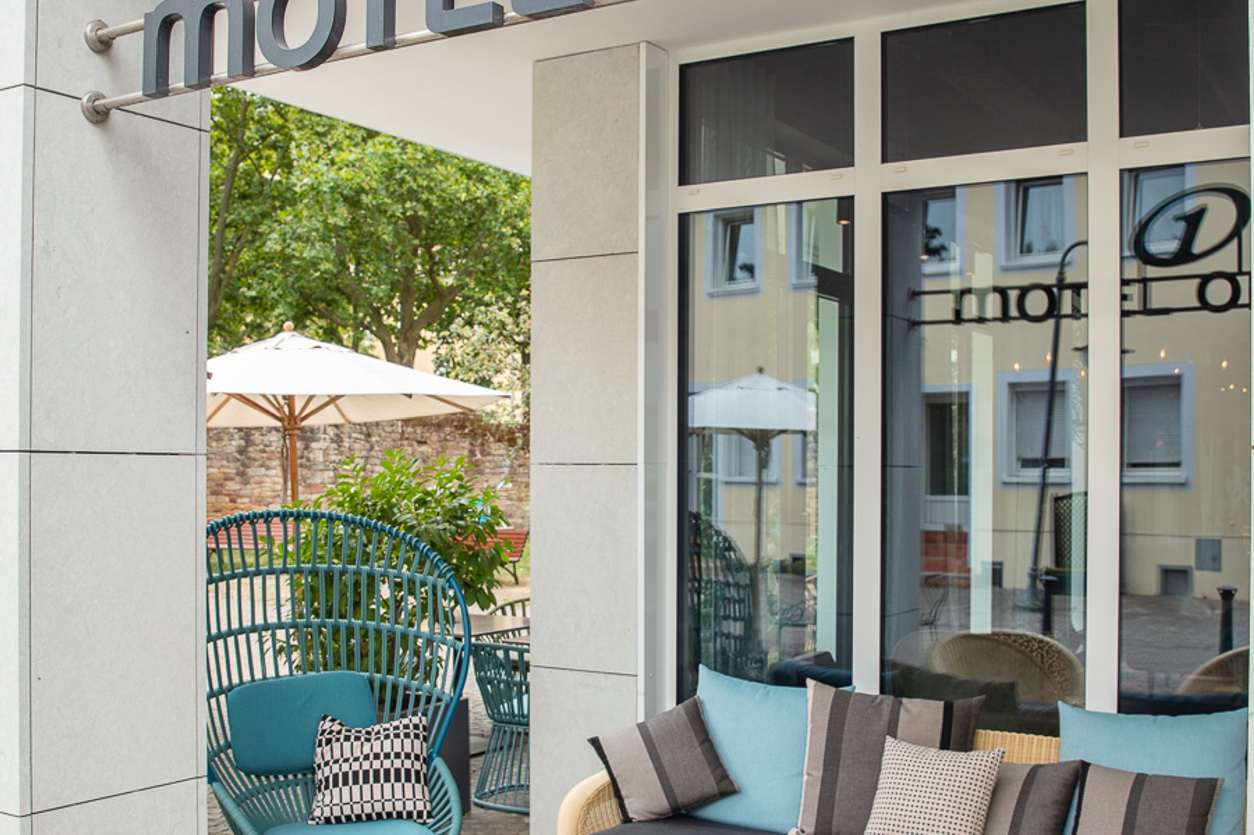 Designhotel Saarbrücken Motel One Außenbereich