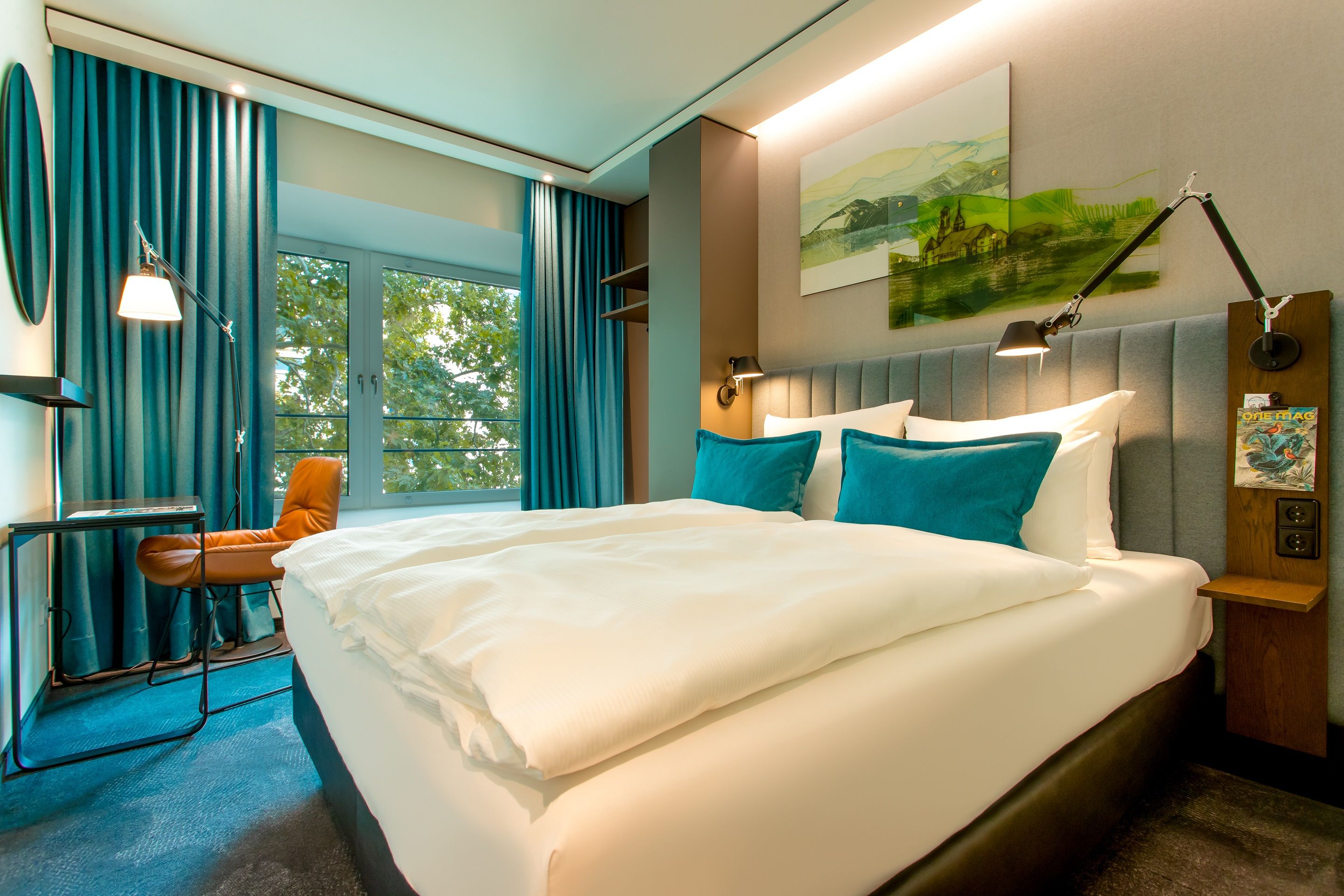Designhotel Stuttgart Hauptbahnhof Motel One detailreich gestaltetes Hotelzimmer 
