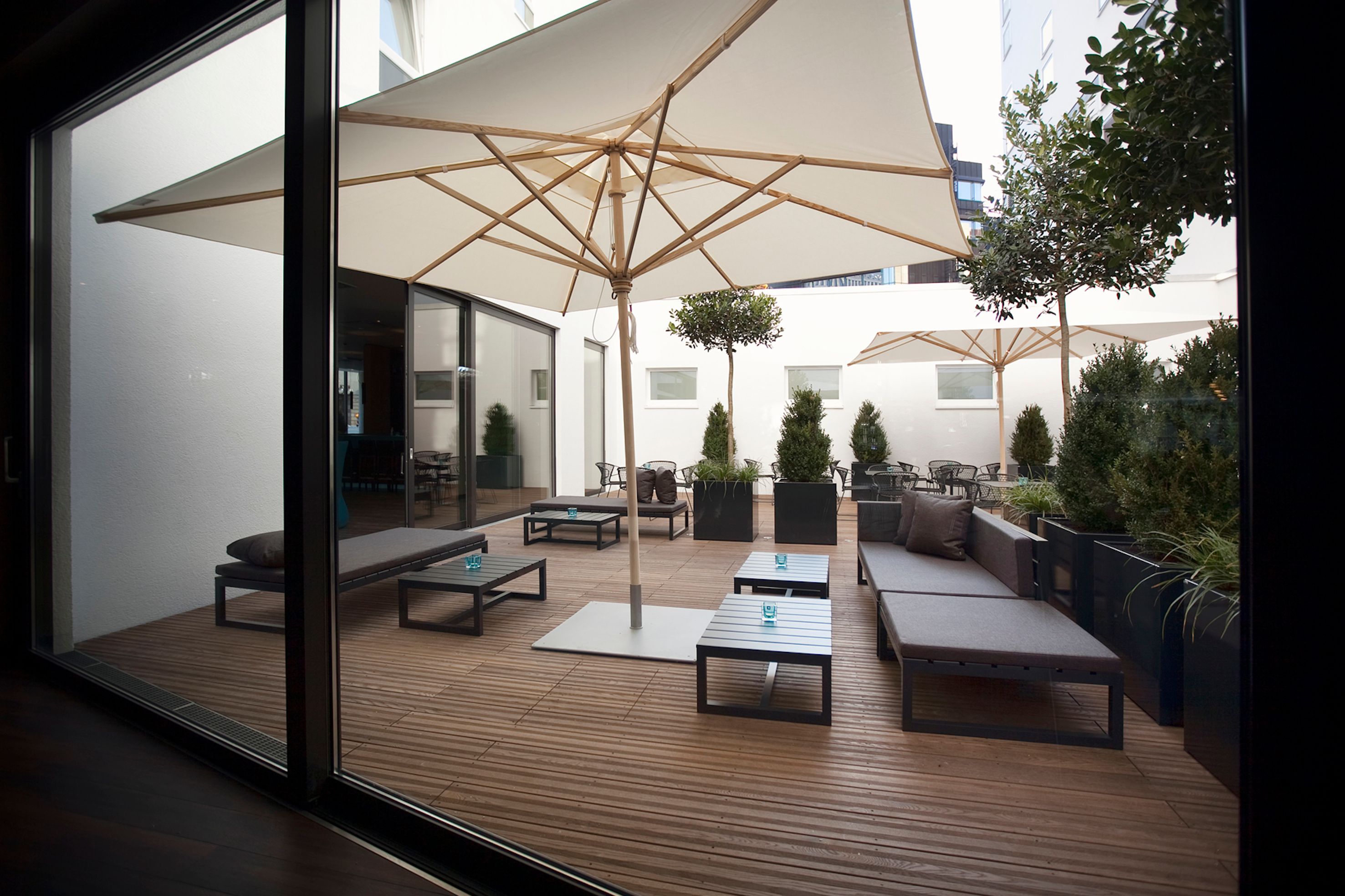 Hotel Stuttgart Mitte Motel One Terrasse