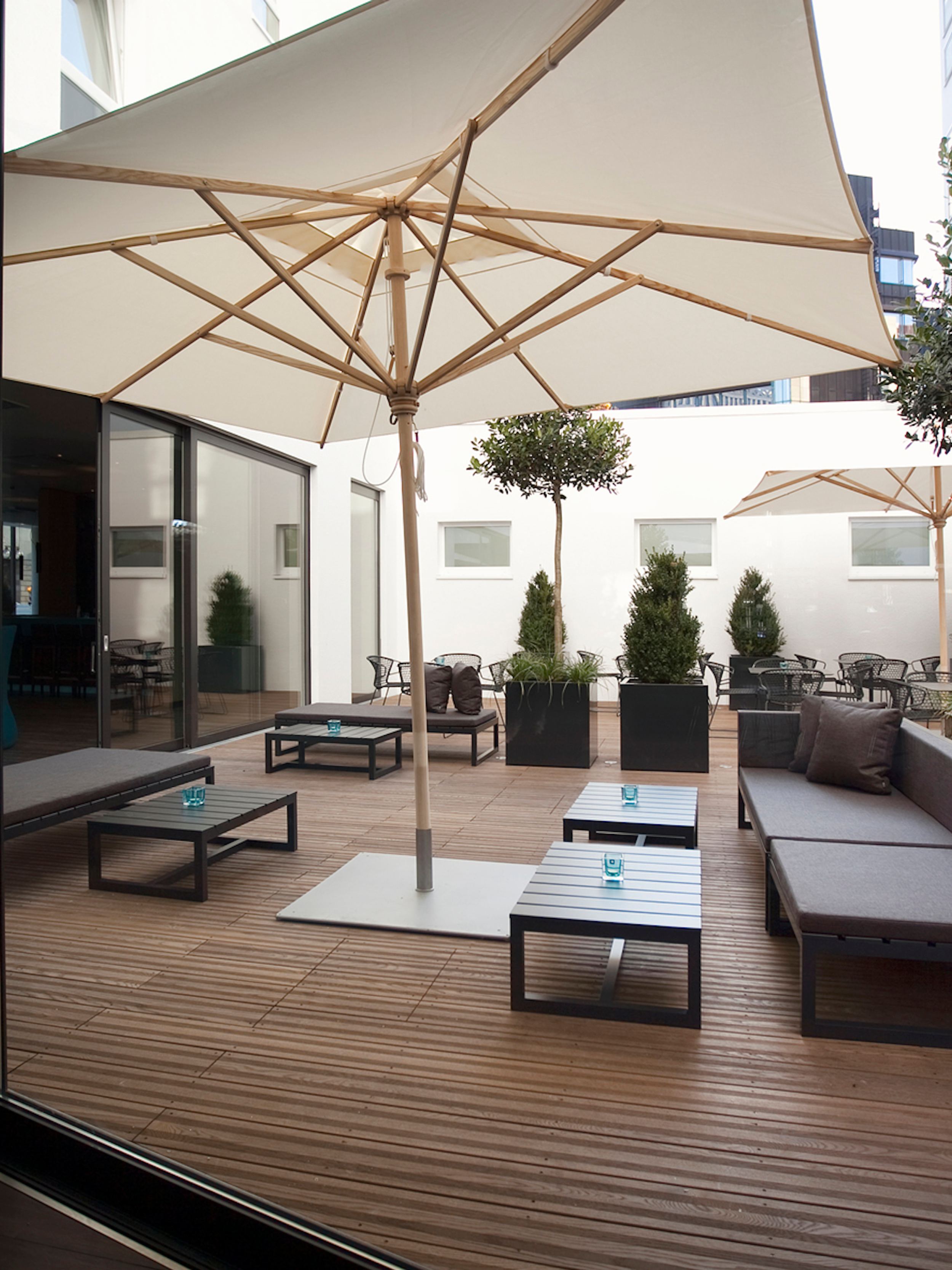 Hotel Stuttgart Mitte Motel One Terrasse