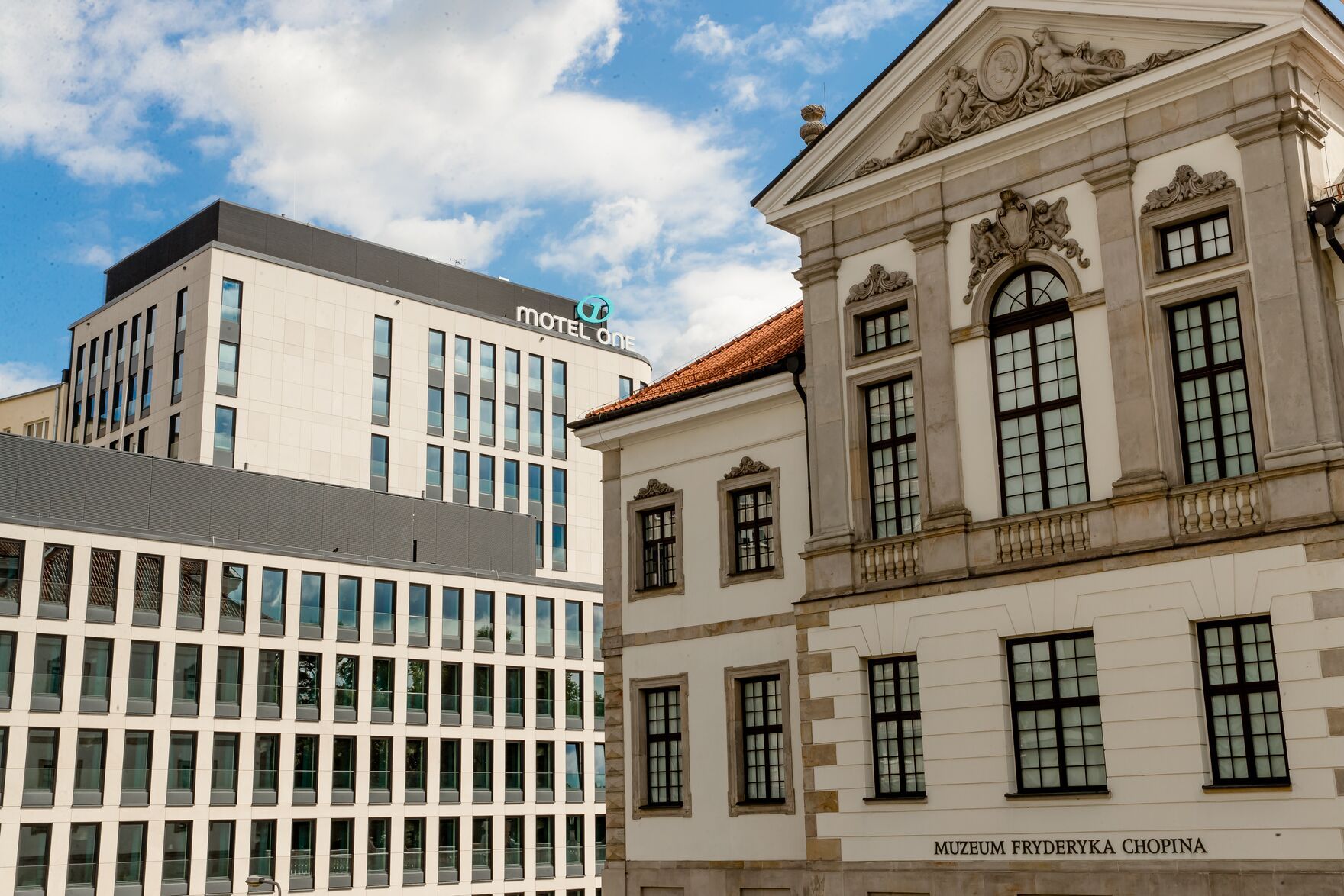 hotel Warsaw Chopin Motel One building exterior view