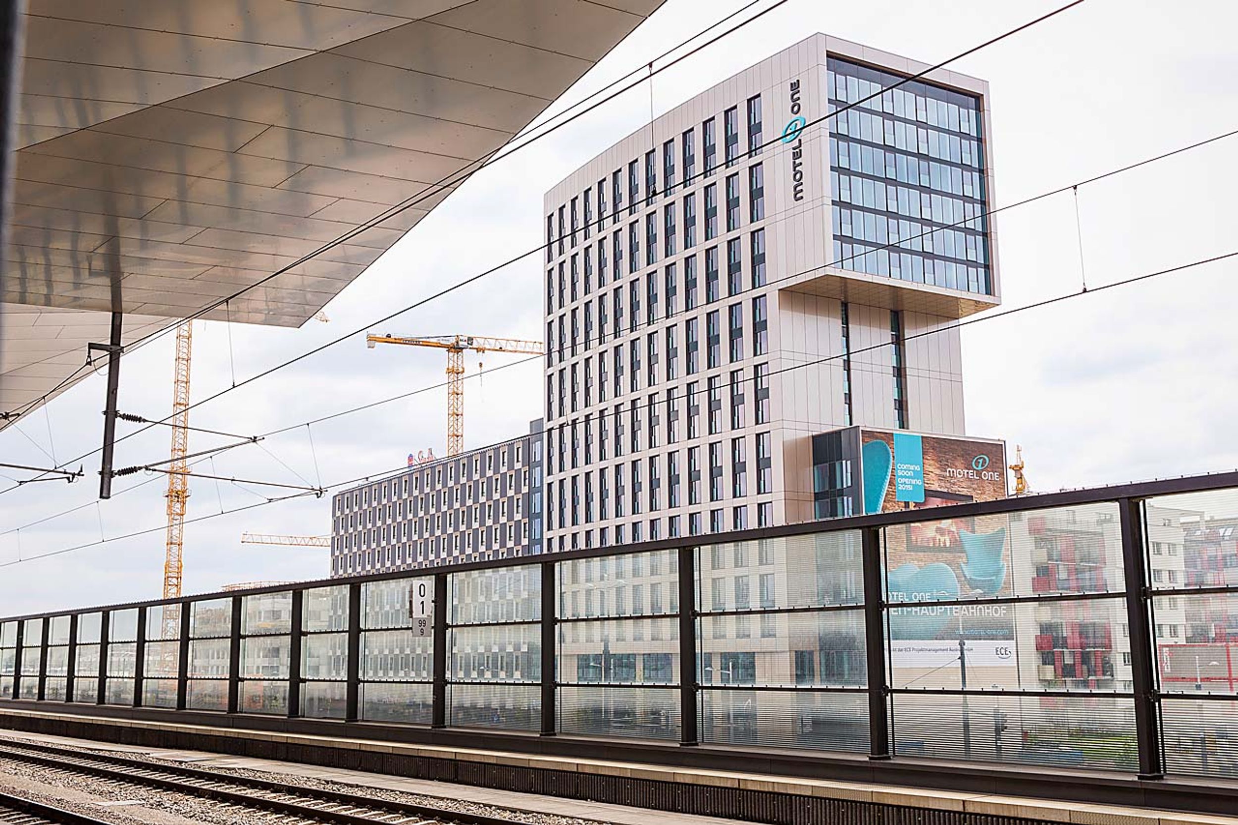 Hotel Wien Hauptbahnhof Motel One Gebäude von außen