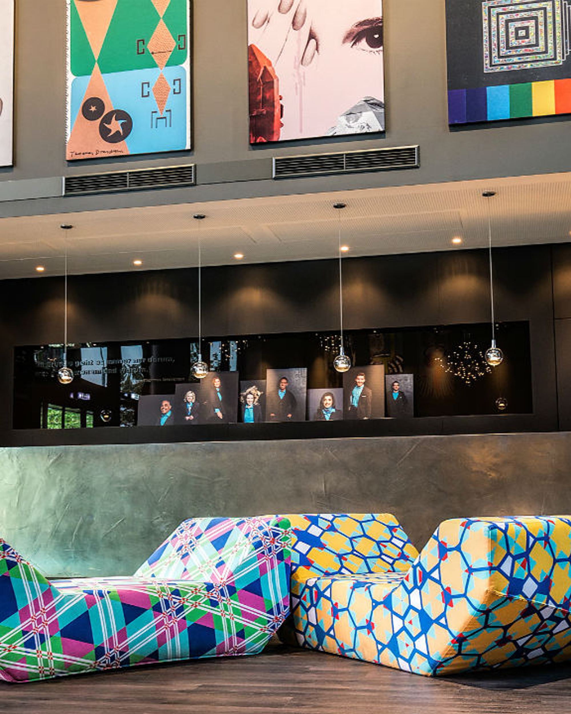 Designhotel Wien Westbahnhof Motel One Rezeption Design
