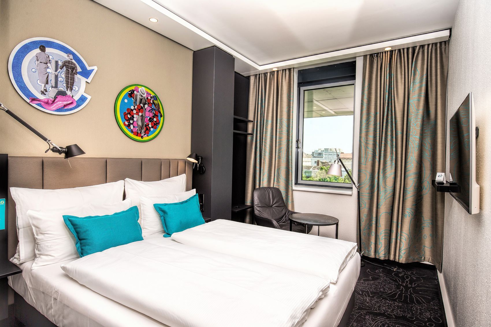 Hotel Motel One Wien-Westbahnhof Zimmer mit Doppelbett
