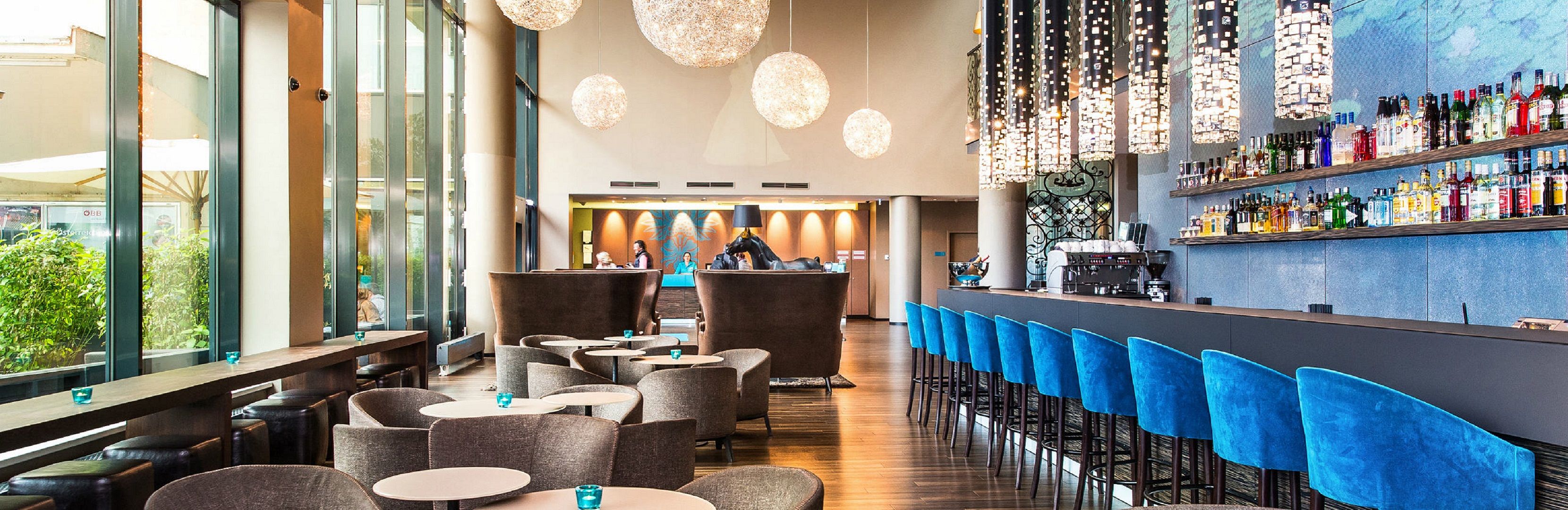 Designhotel Wien Westbahnhof Motel One Zuschnitt Bar