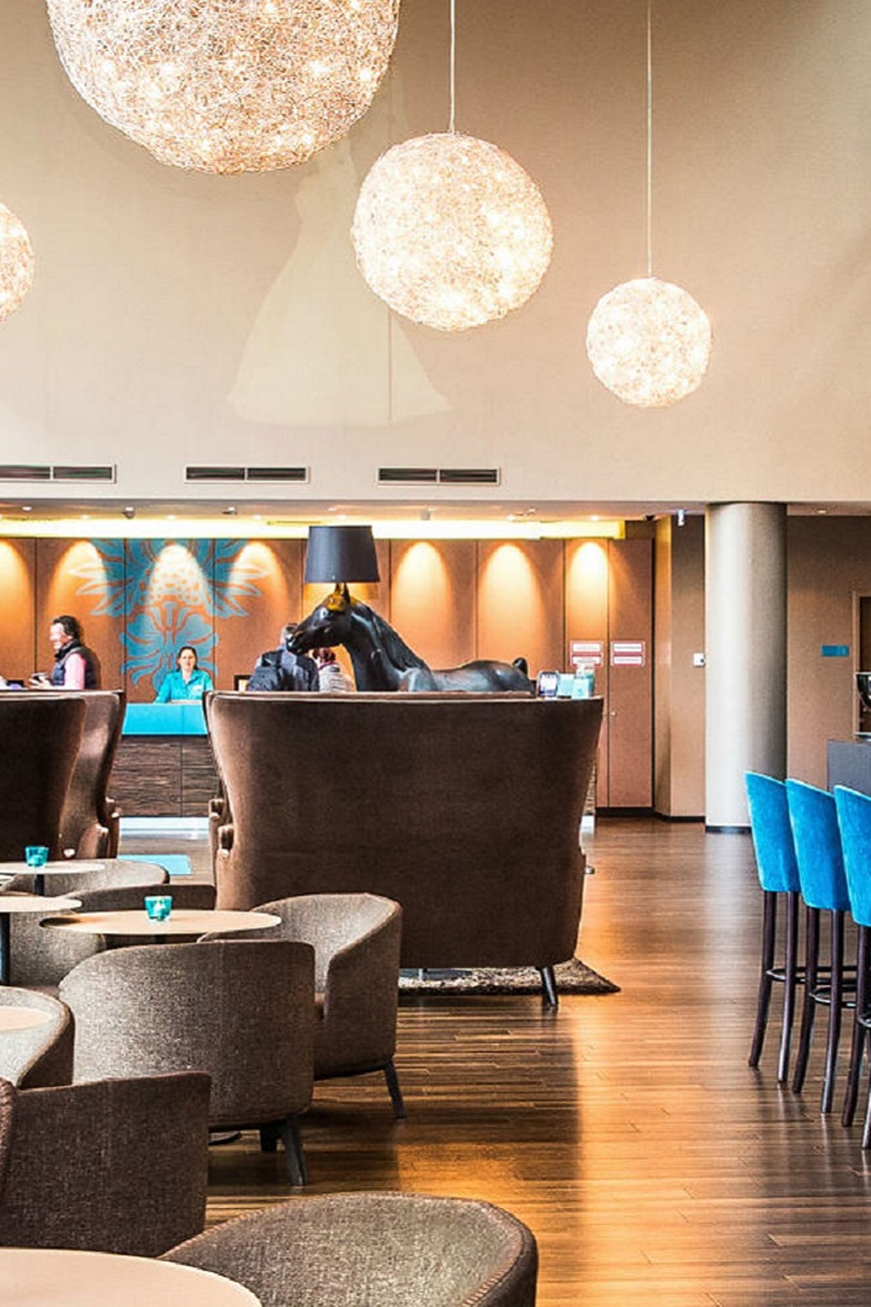 Designhotel Wien Westbahnhof Motel One Zuschnitt Bar