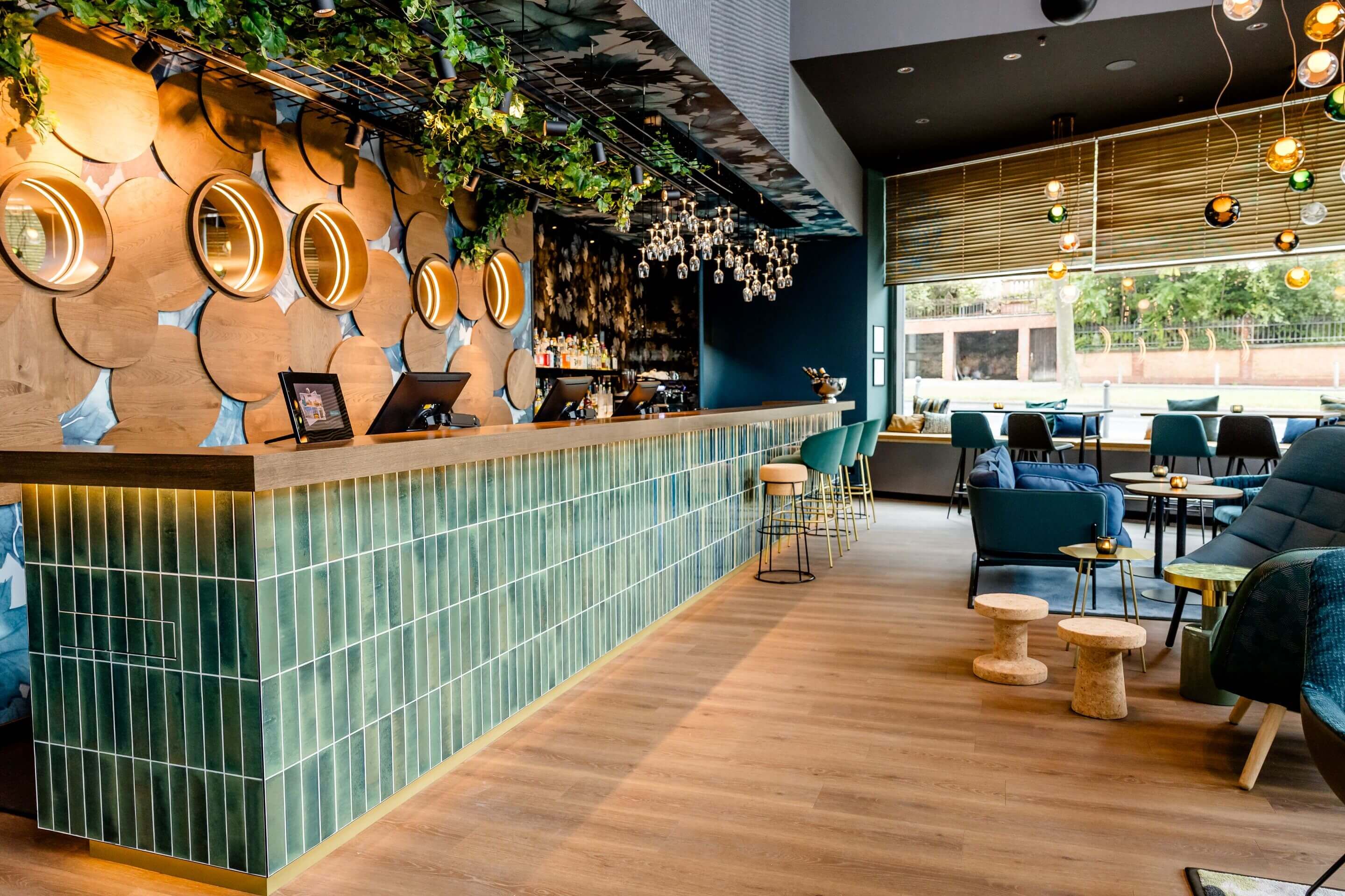 Designhotel Wiesbaden Motel One Rezeption