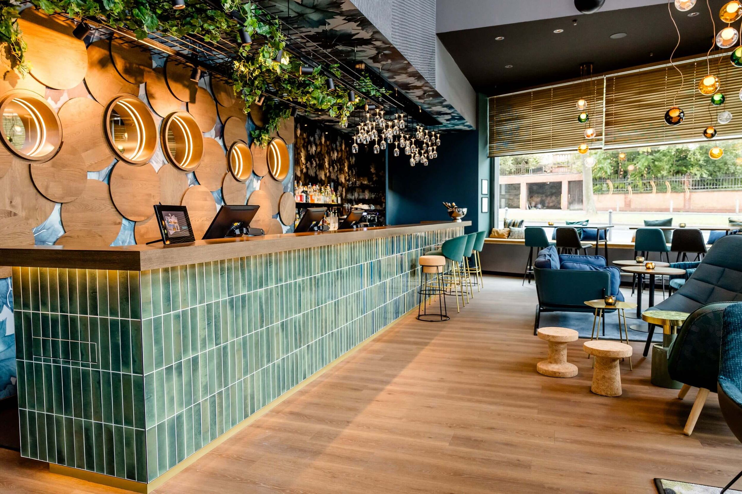 Designhotel Wiesbaden Motel One Rezeption