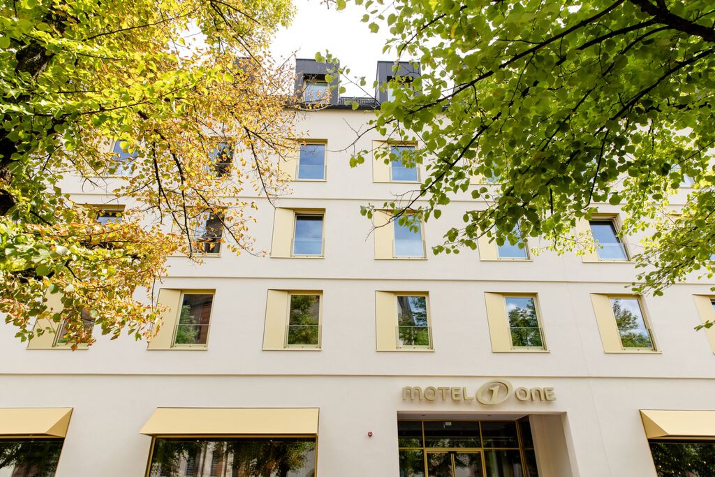 Hotel Würzburg Motel One Fassade