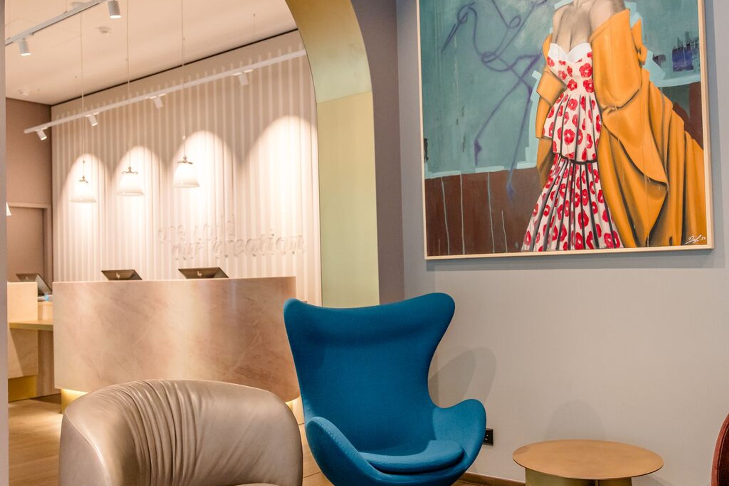 Designhotel Würzburg Motel One Sessel und Eggchair