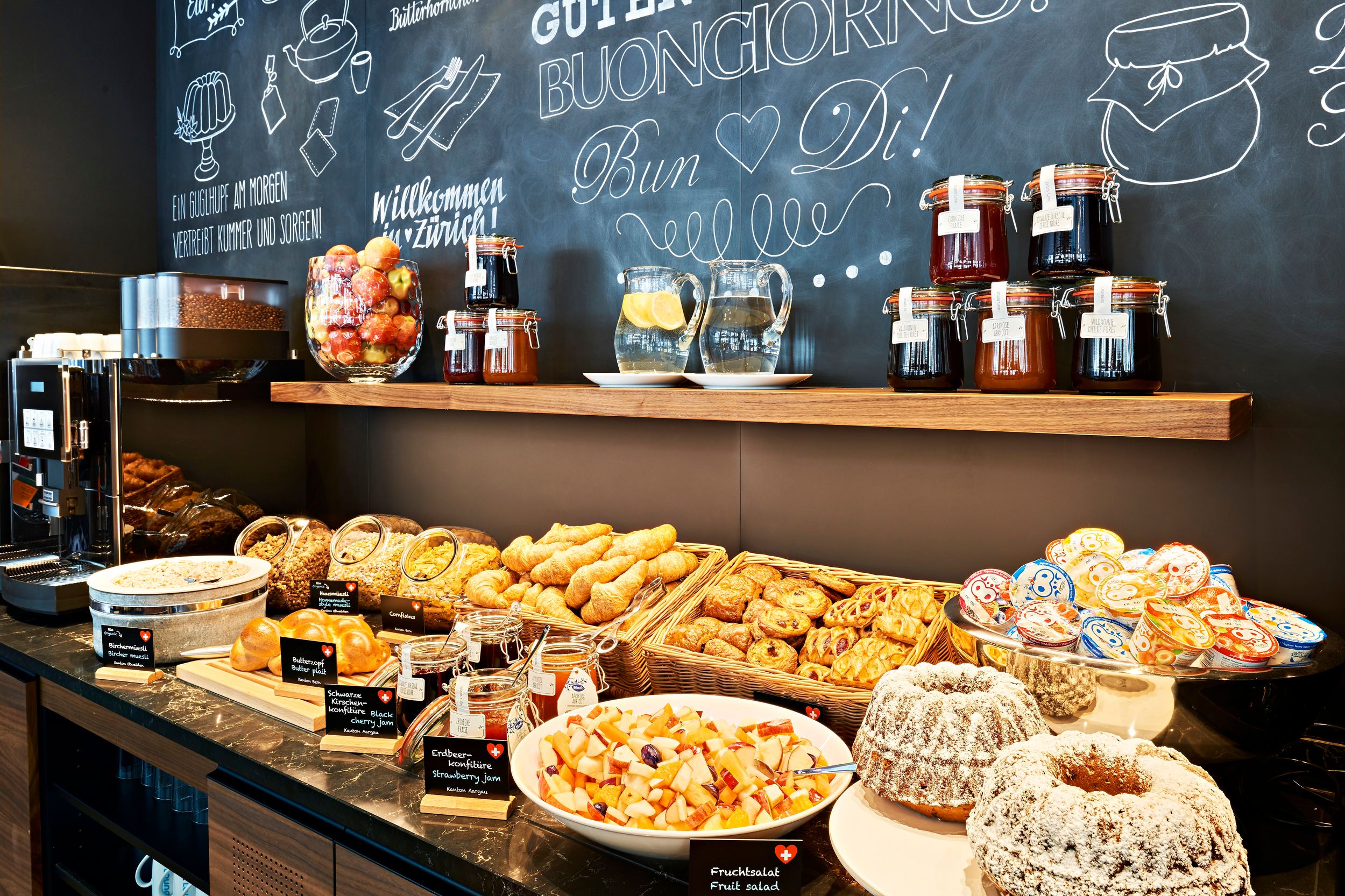 Hotel Zürich Motel One Frühstücksbuffet