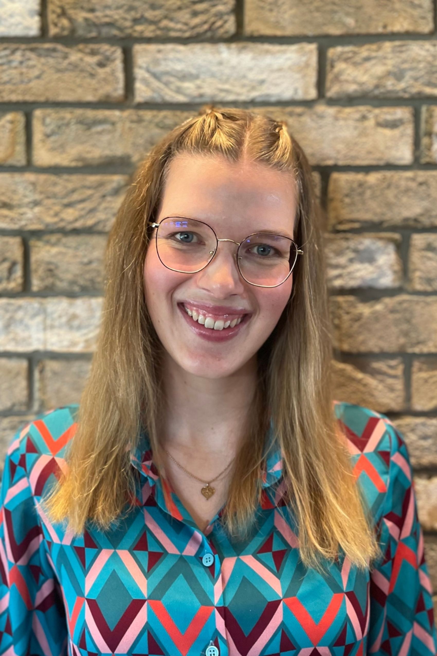 Antonia Wiezer, Motel One