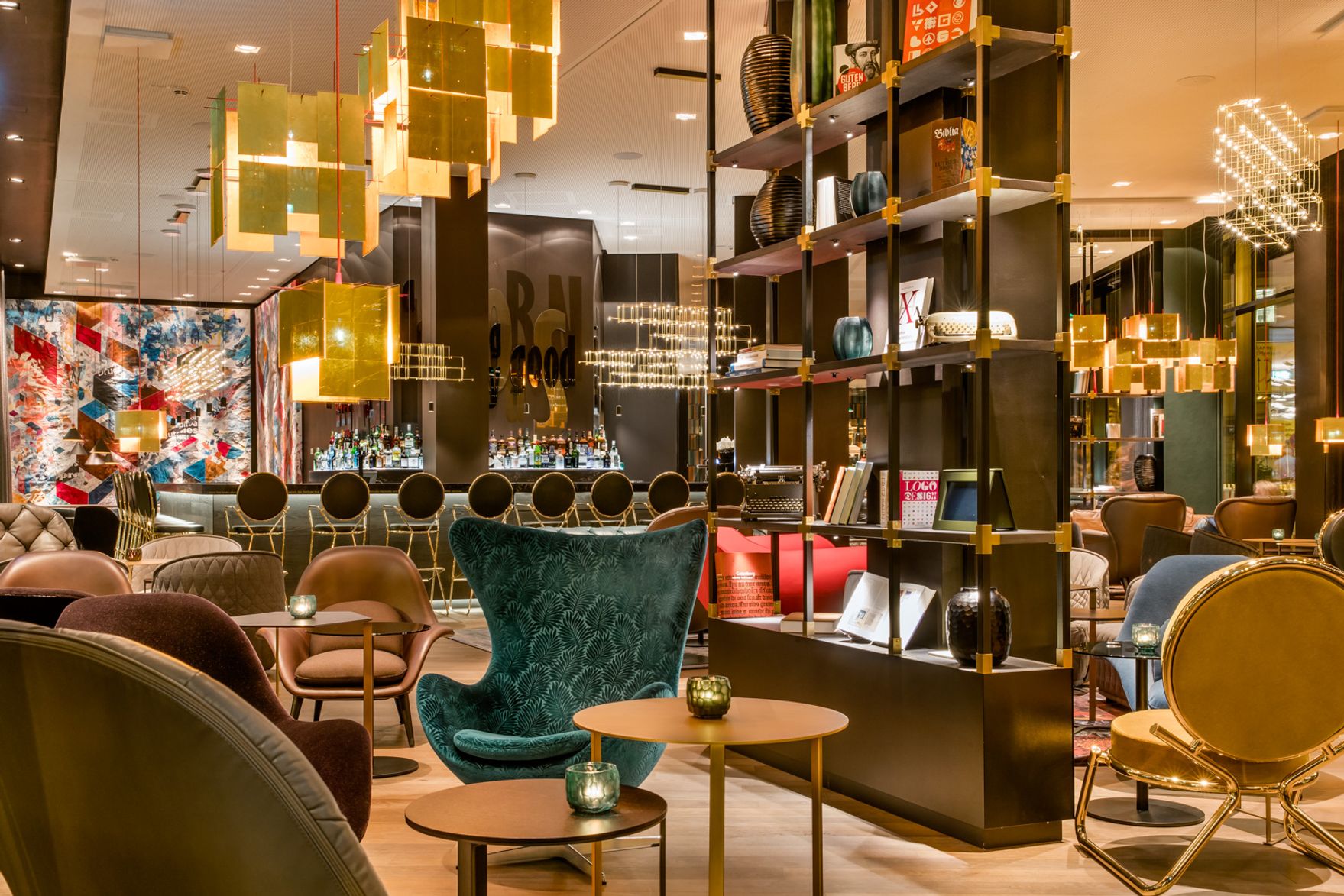 designhotel Frankfurt Römer Motel One bright lounge and bar