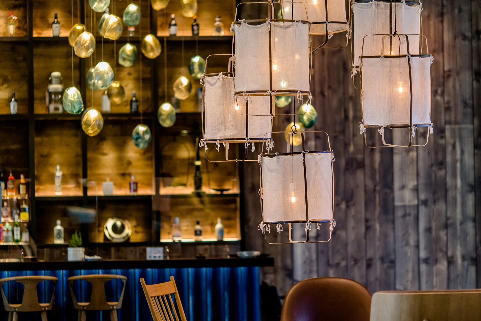 hotel Hamburg Fleetinsel Motel One close-up of differently designed ceiling lamps