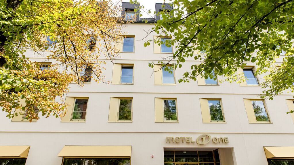 Hotel Würzburg Motel One facade