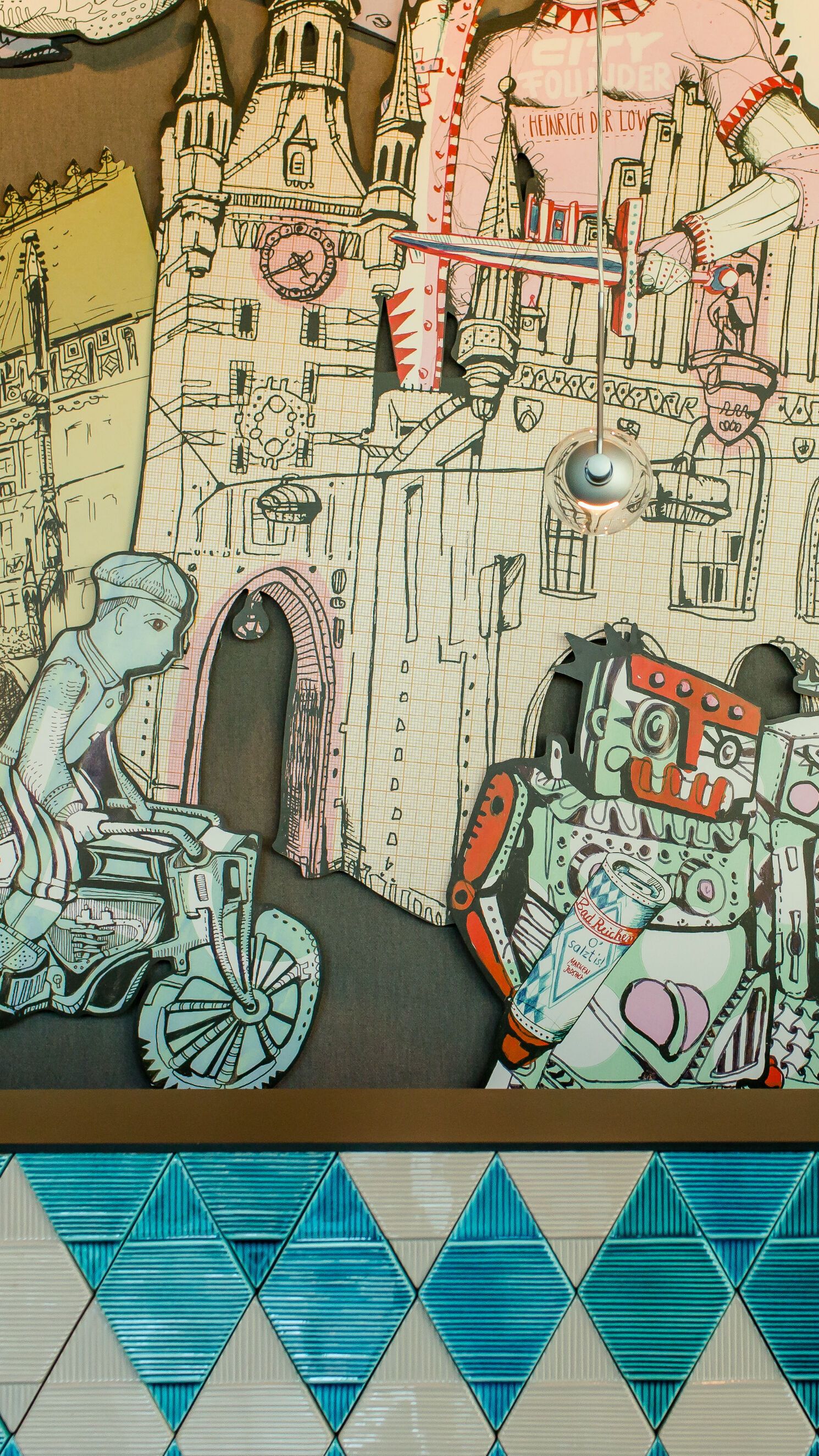 Designhotel München Messe Motel One Kunst an der Rezeption