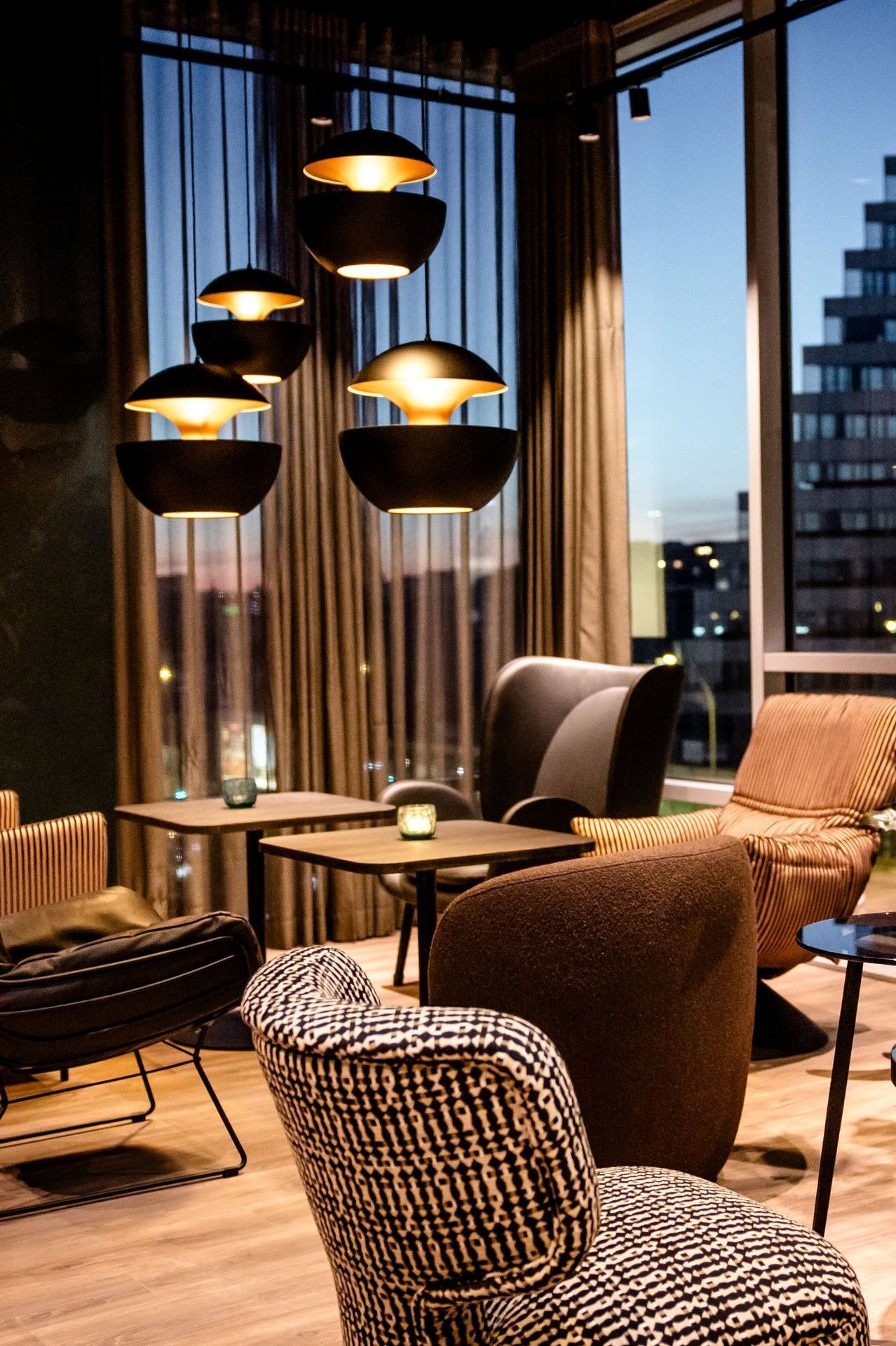 Hotel Paris Porte de Versailles Motel One Lounge Sonnenuntergang Hotel Paris Porte de Versailles Motel One Lounge Sonnenuntergang